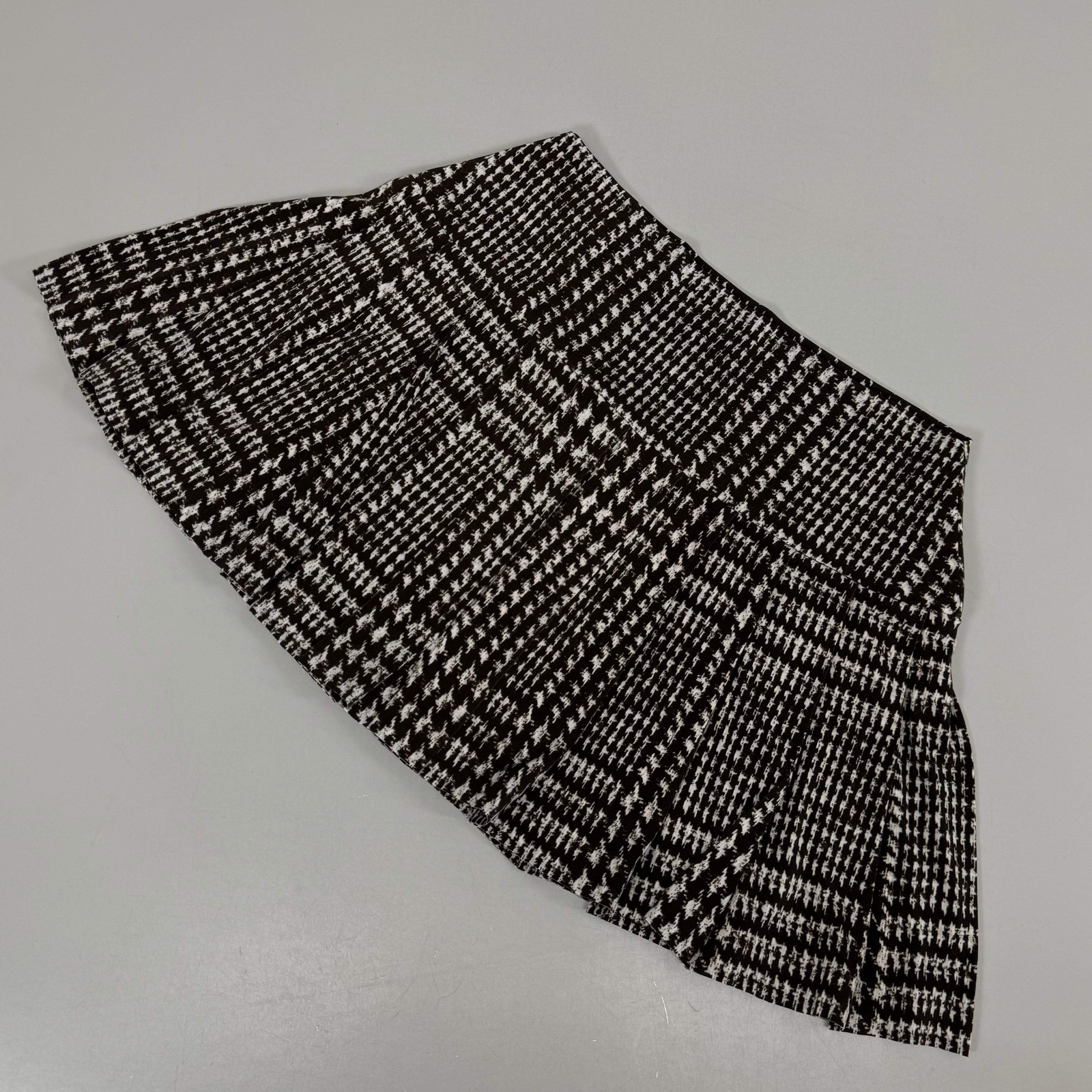NORMA KAMALI Silky Jersey Pleated Micro Skirt Unlined Women’s Sz S/32 Chocolate