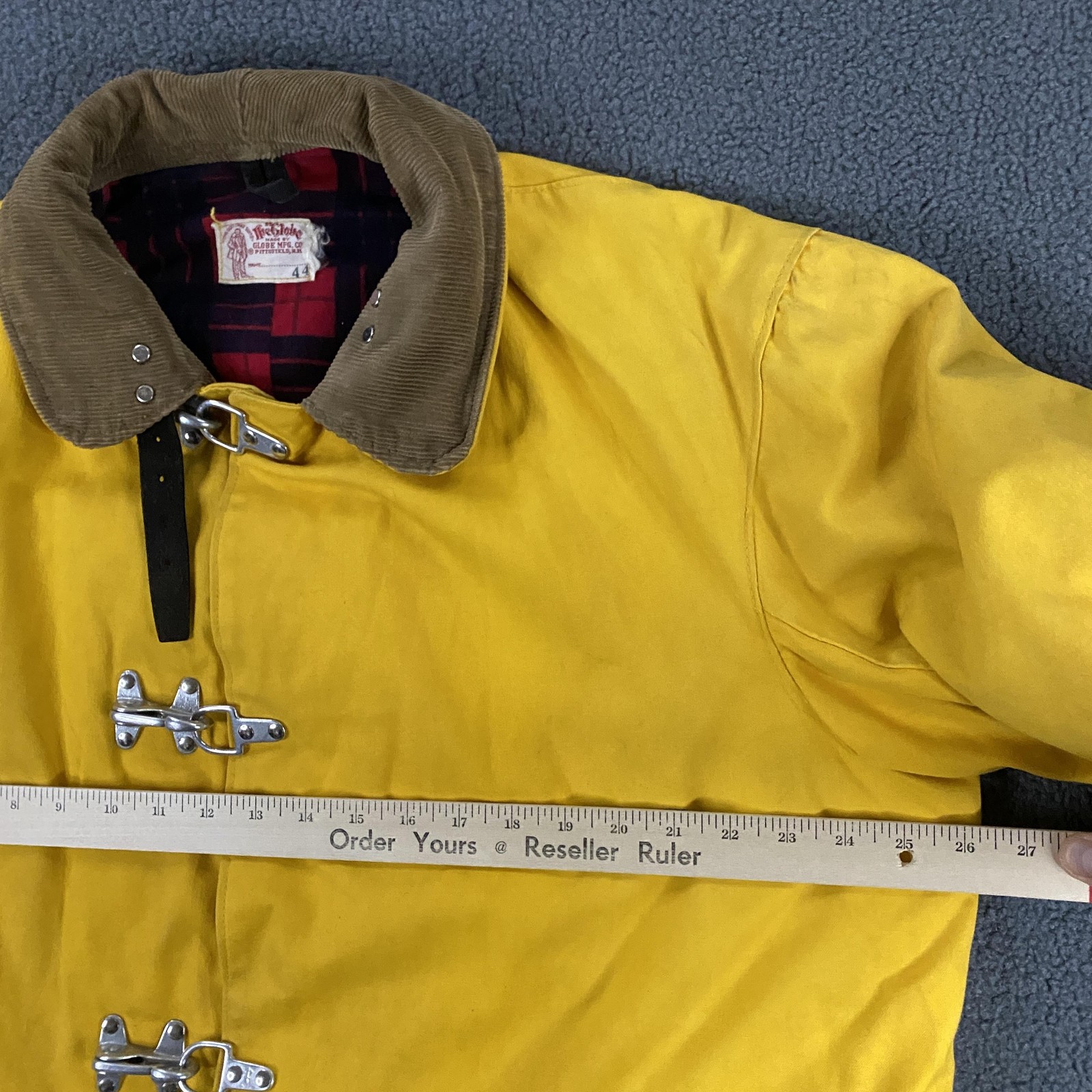 The Globe MFG Fireman Jacket Mens 44 Plaid Lined Lobster Clasp True Vintage USA