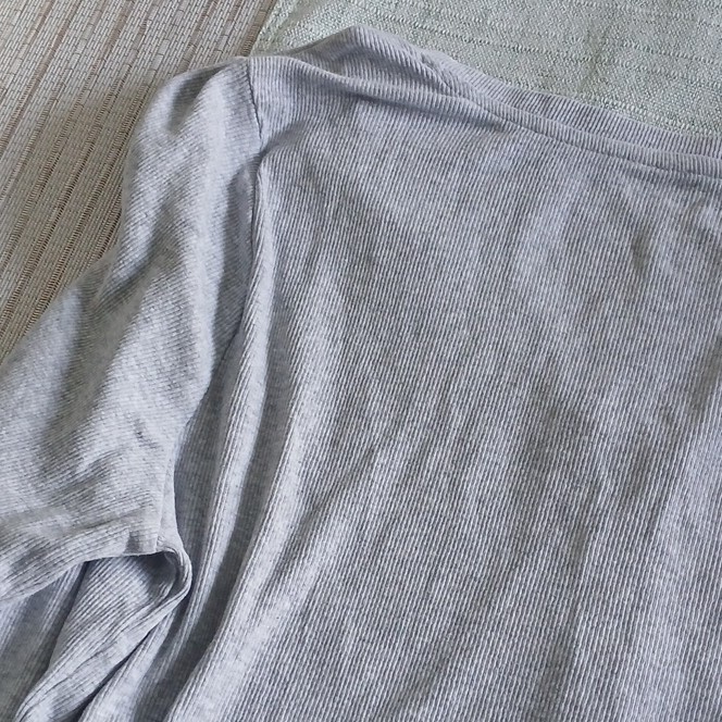 Sonoma Goods For Life Women’s XL Gray Solid Ribbed Knit V-Neck Henley Button Top