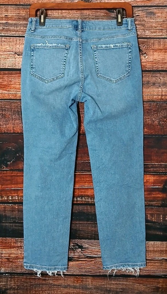 BONGO Jeans Size 10 Ankle Biter Blue Denim Distressed Stretch Mid Rise Capri