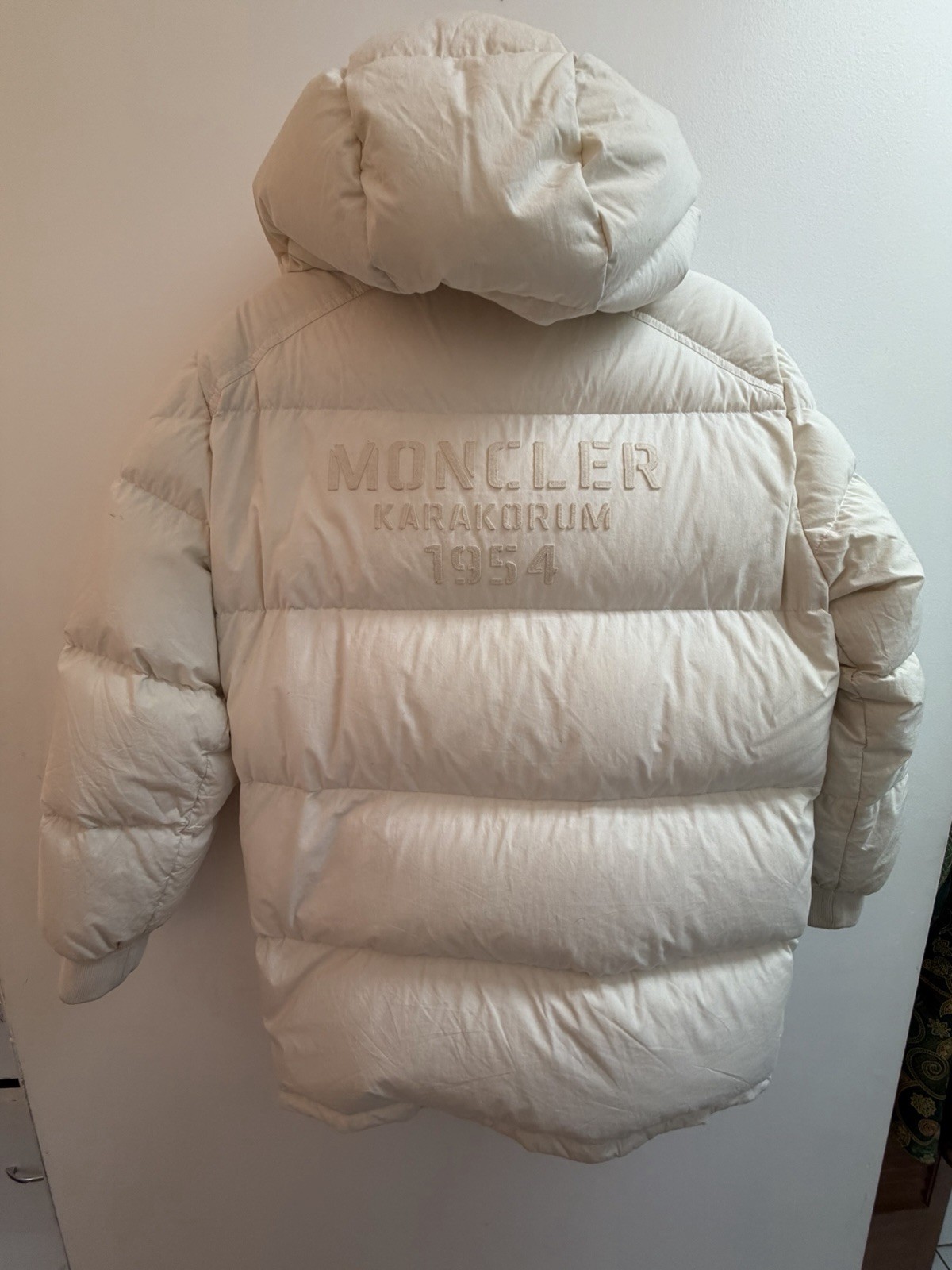 Moncler Karakorum 1954 White Hooded Down Puffer Jacket Snap Front Womens M