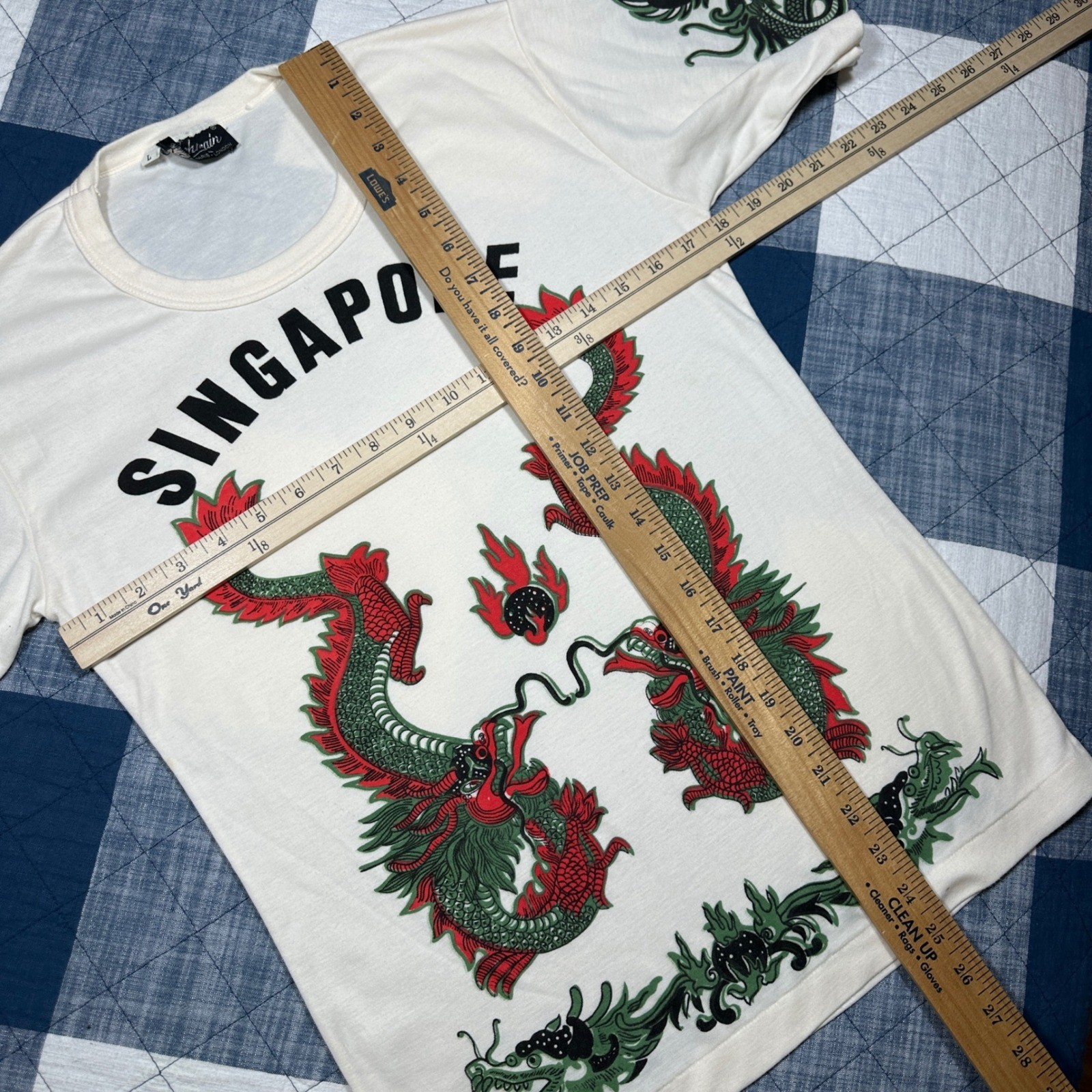 Rare Vintage 70s Singapore Dragon Graphic Shirt White Souvenir Tee Sleeve Hit