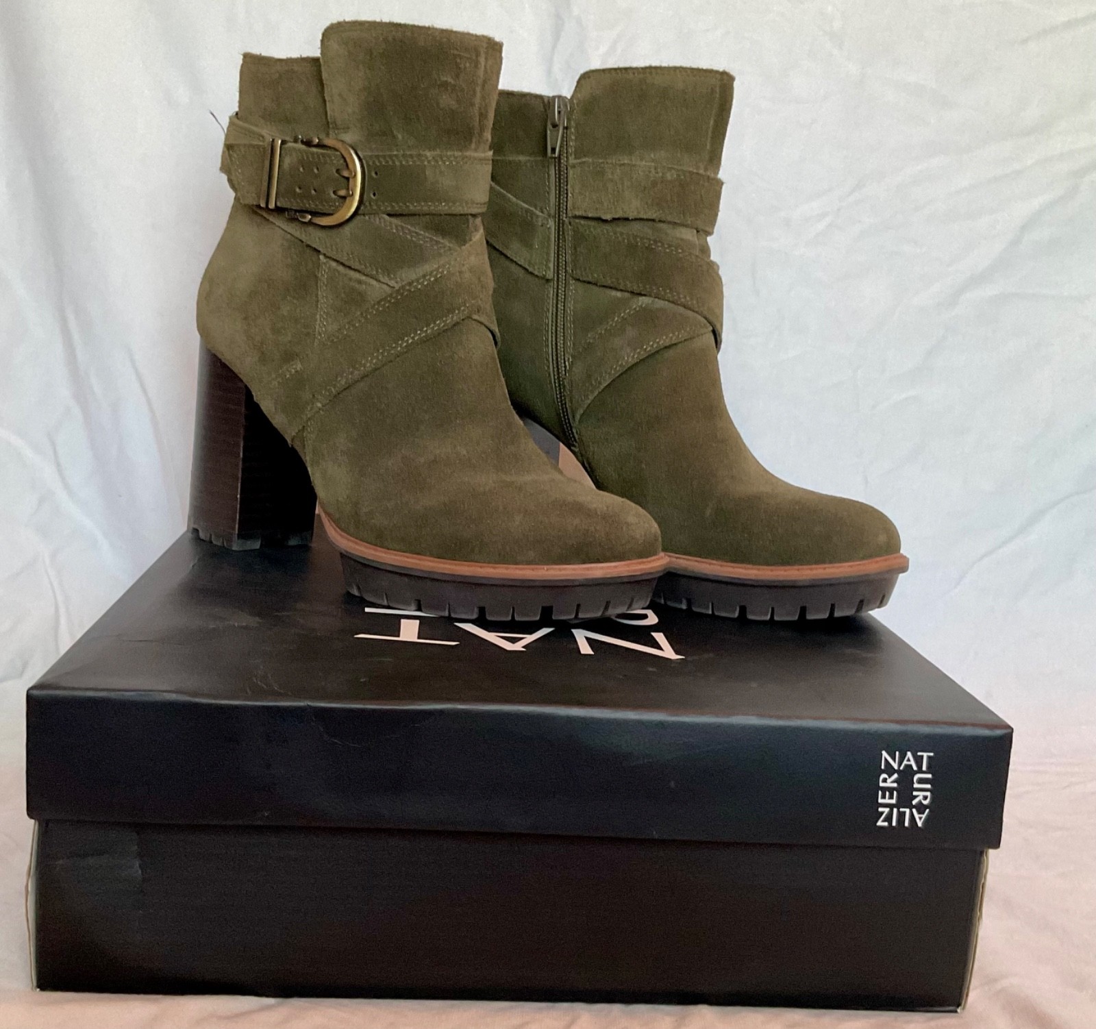 Naturalizer | Shoes | Naturalizer Lyra Crisscross Bootie suede size 8 green