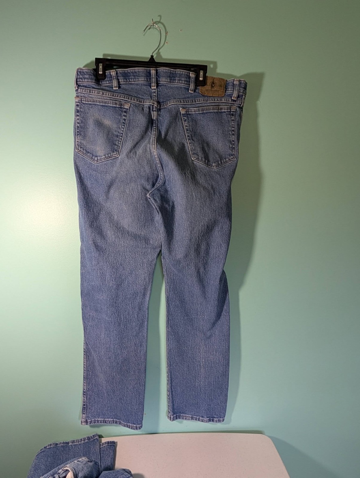 Wrangler Jeans Men Size 38 X 32 Lot of 3 Pairs Regular Fit 99% Cotton 1% Spandex