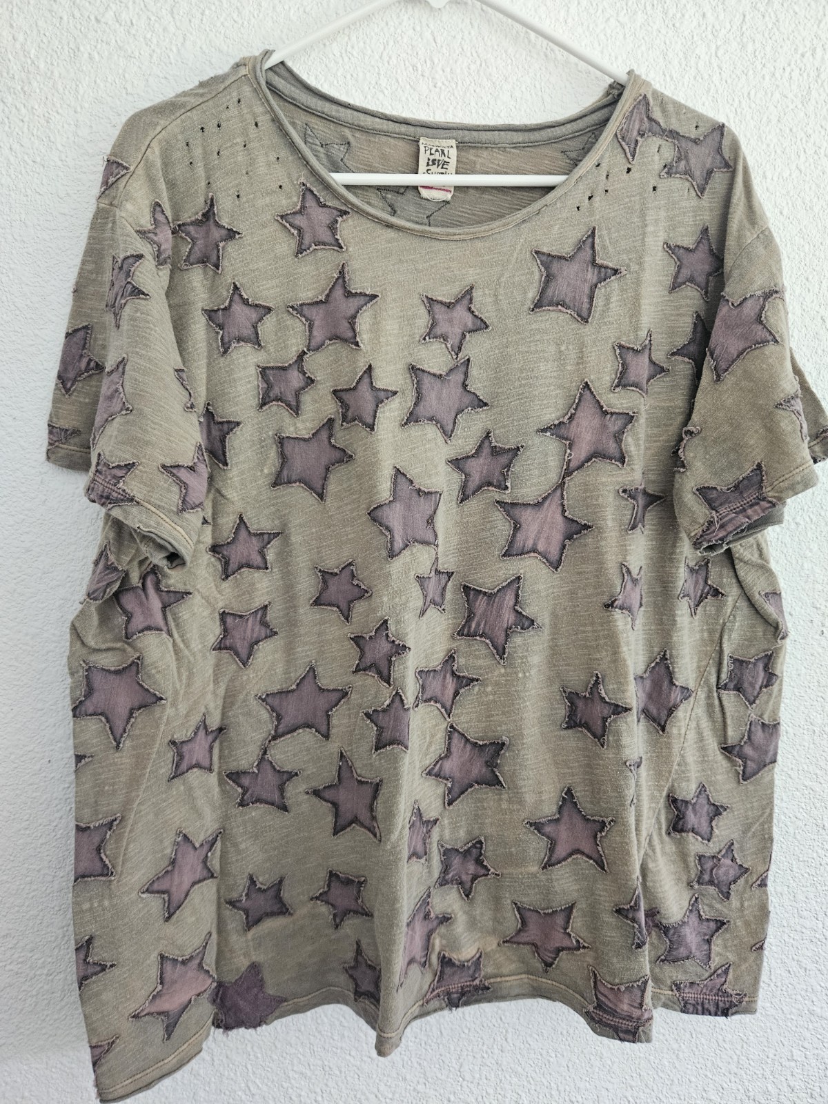Long sold out Magnolia Pearl Love Supply Co Star Tee Gray