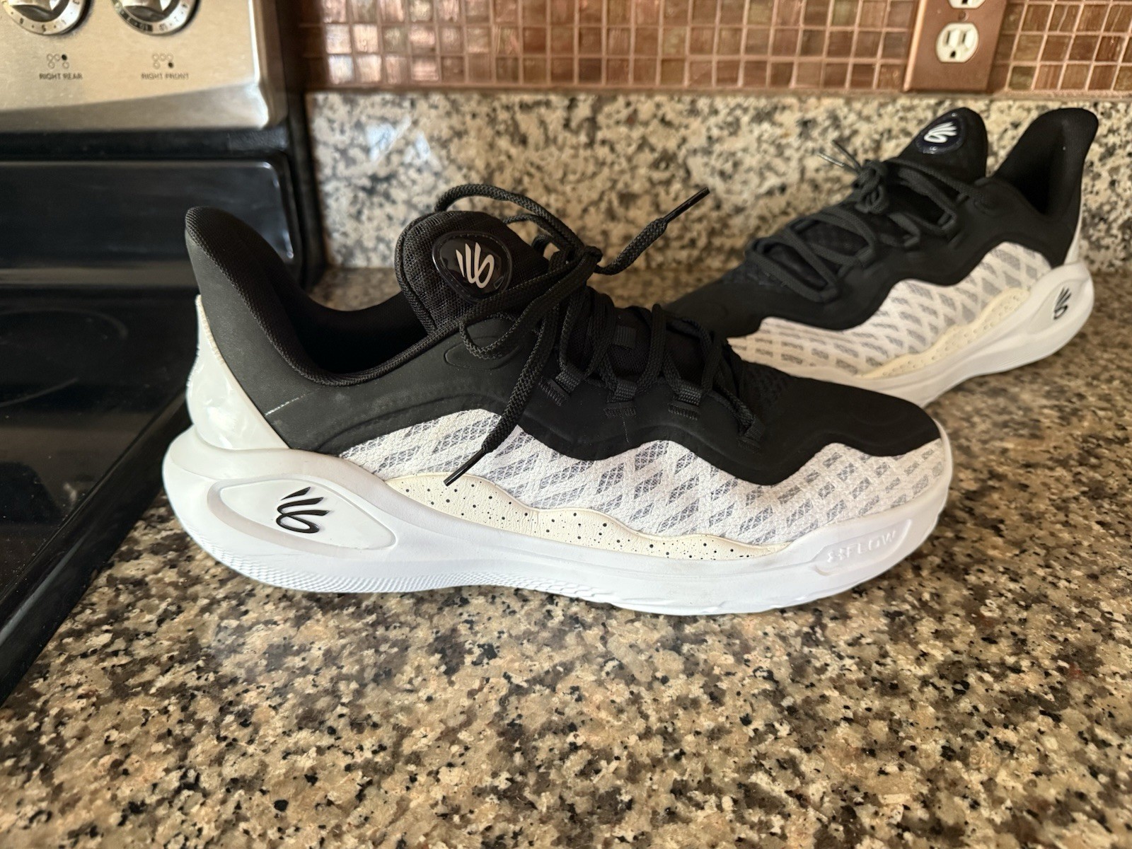 Under Armour Curry Flow 11 B2B MVP White Black Men’s Basketball Shoes
