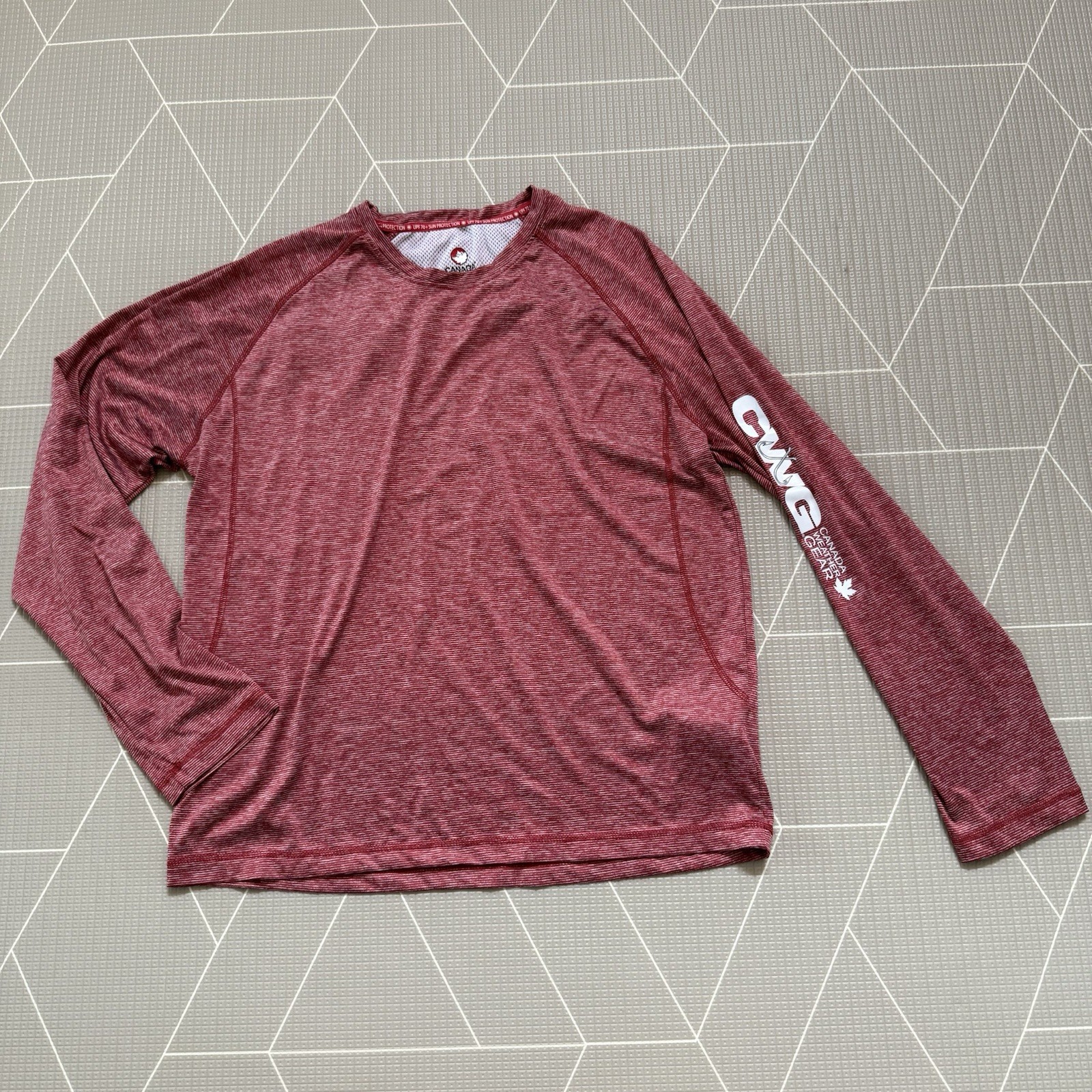 Canada Weather Gear Athletic Long Sleeve Top Size L Sun Protection Burgundy
