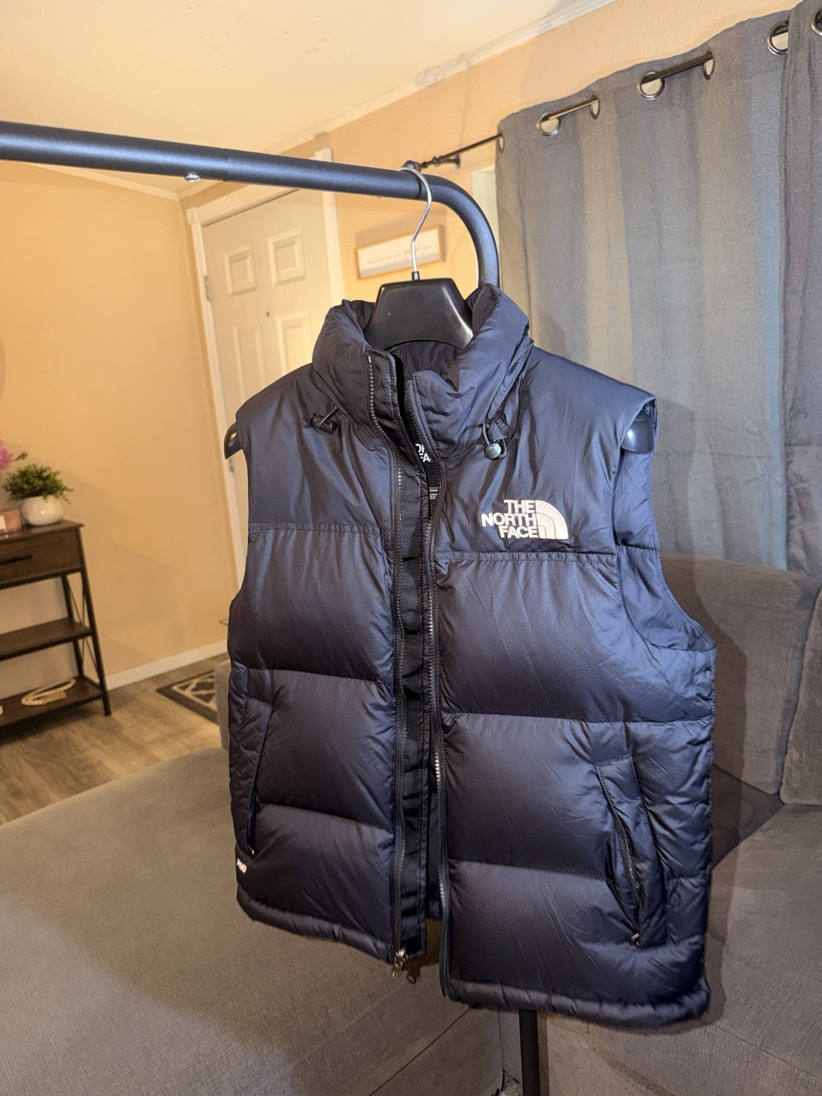The North Face Black Down Insulated Puffer Vest XS Full Zip Stand-Up Collar