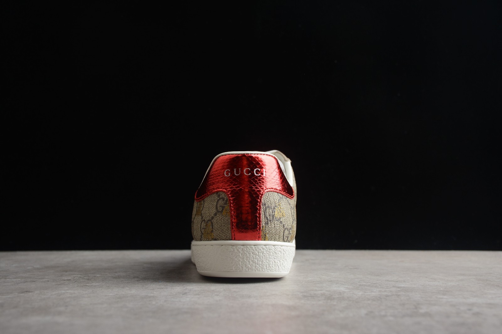 GUCCI ACE Canvas bee Men’s sneakers