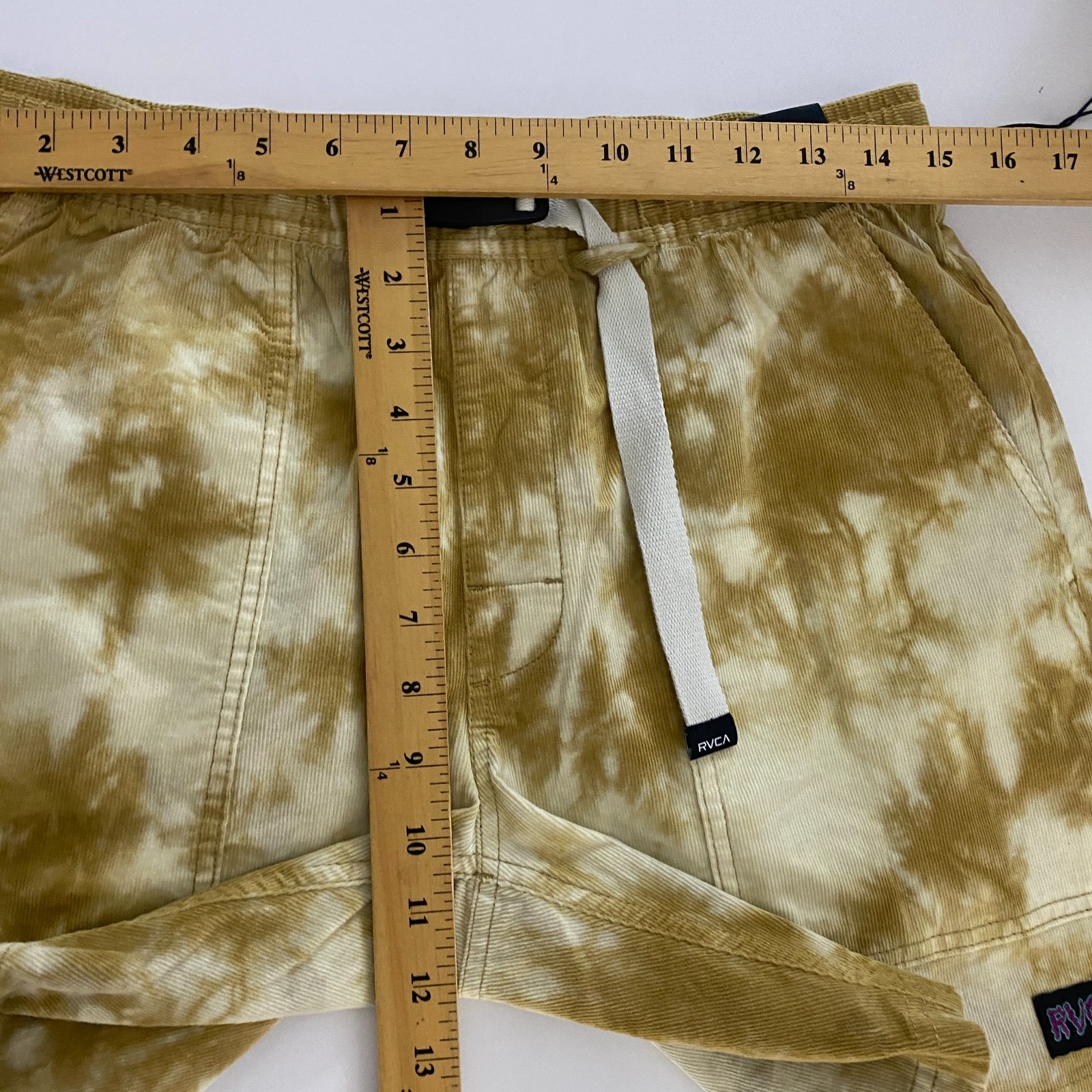 RVCA All-Time Collection Corduroy Shorts Mens Small Civic Bleached Tan Belted