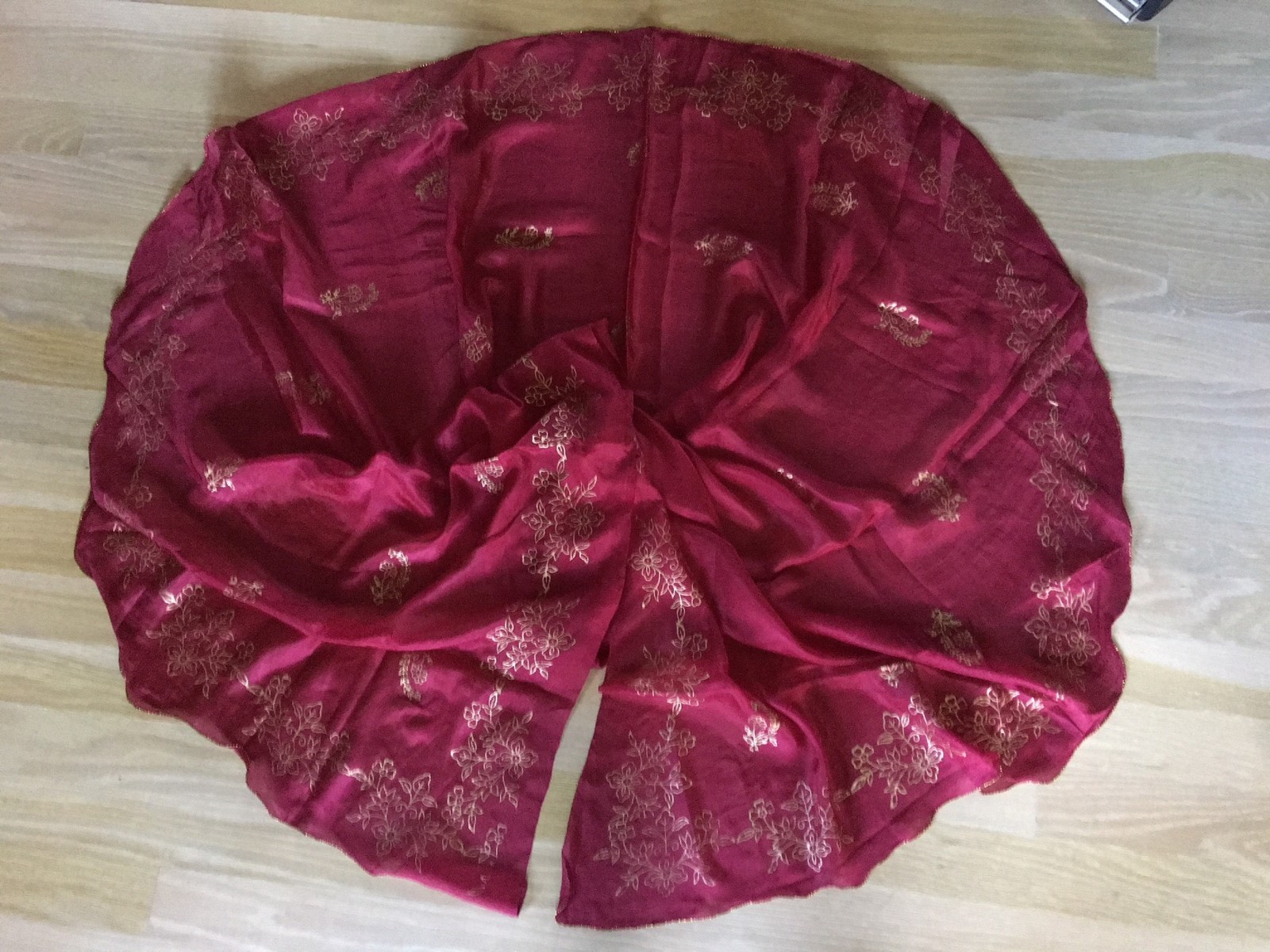 XL 1/2 Circle SILK Veil with Block Print Design
