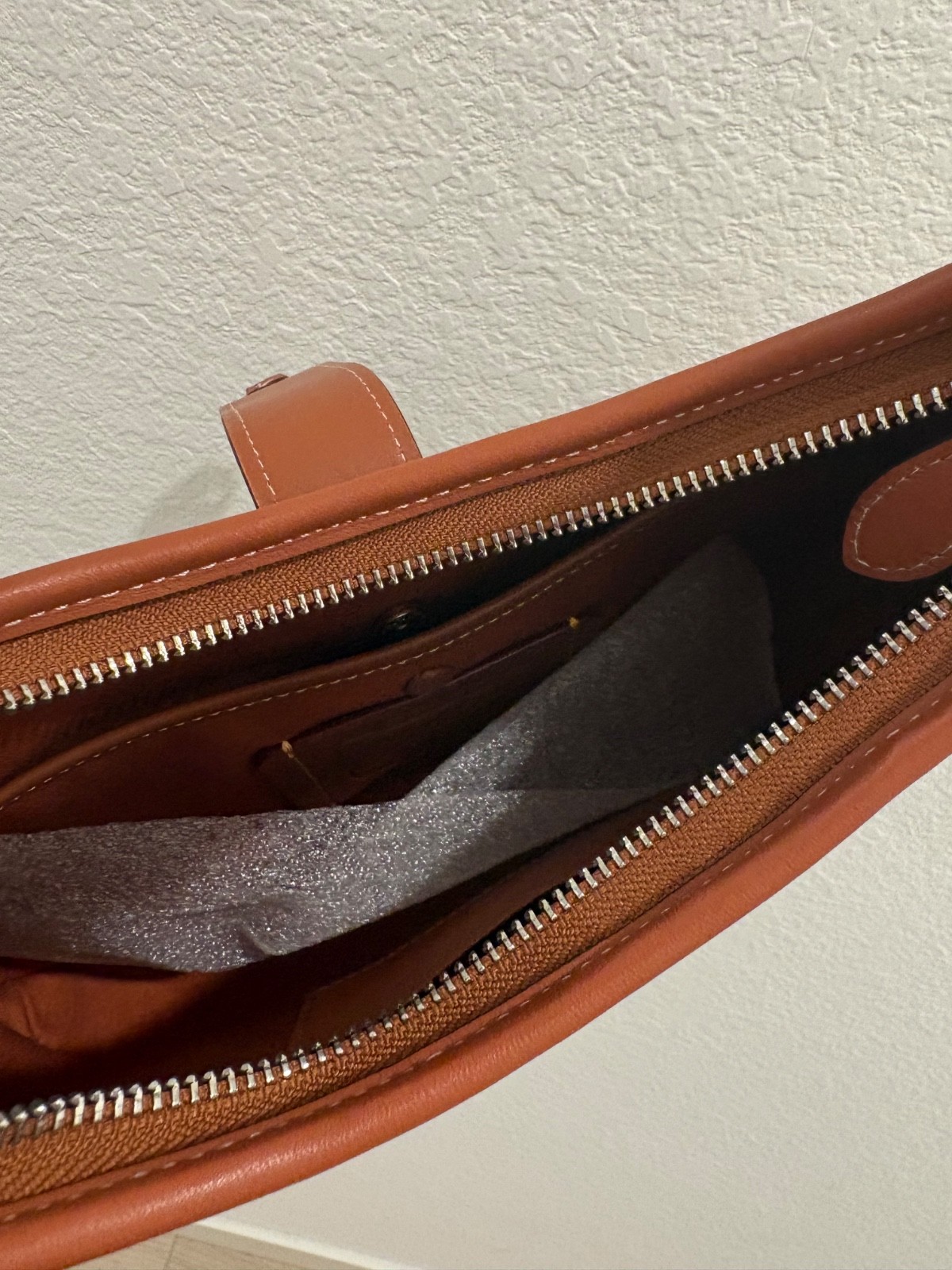 Coach Hamptons Hobo Burnished Amber Crystal Signature Jacquard NWT Gift Boxed