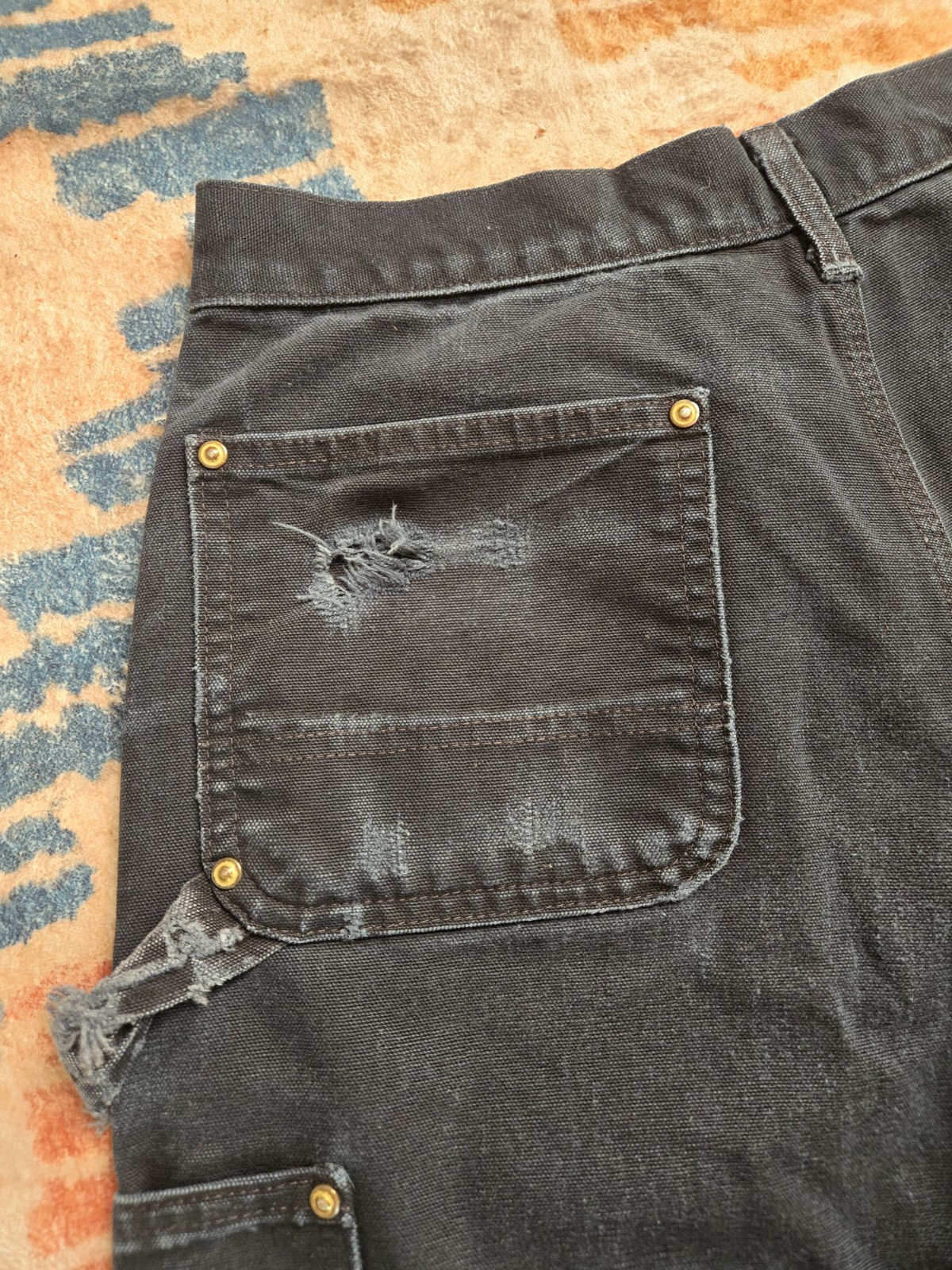 CARHARTT CARPENTER DOUBLE KNEE BLACK PANTS. 30×34. Distressed. B01.