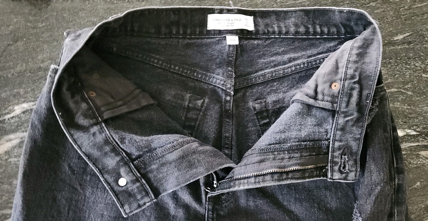 Abercrombie & Fitch Curve Love 90s Straight Ultra High Rise 29/8 R Black Jeans