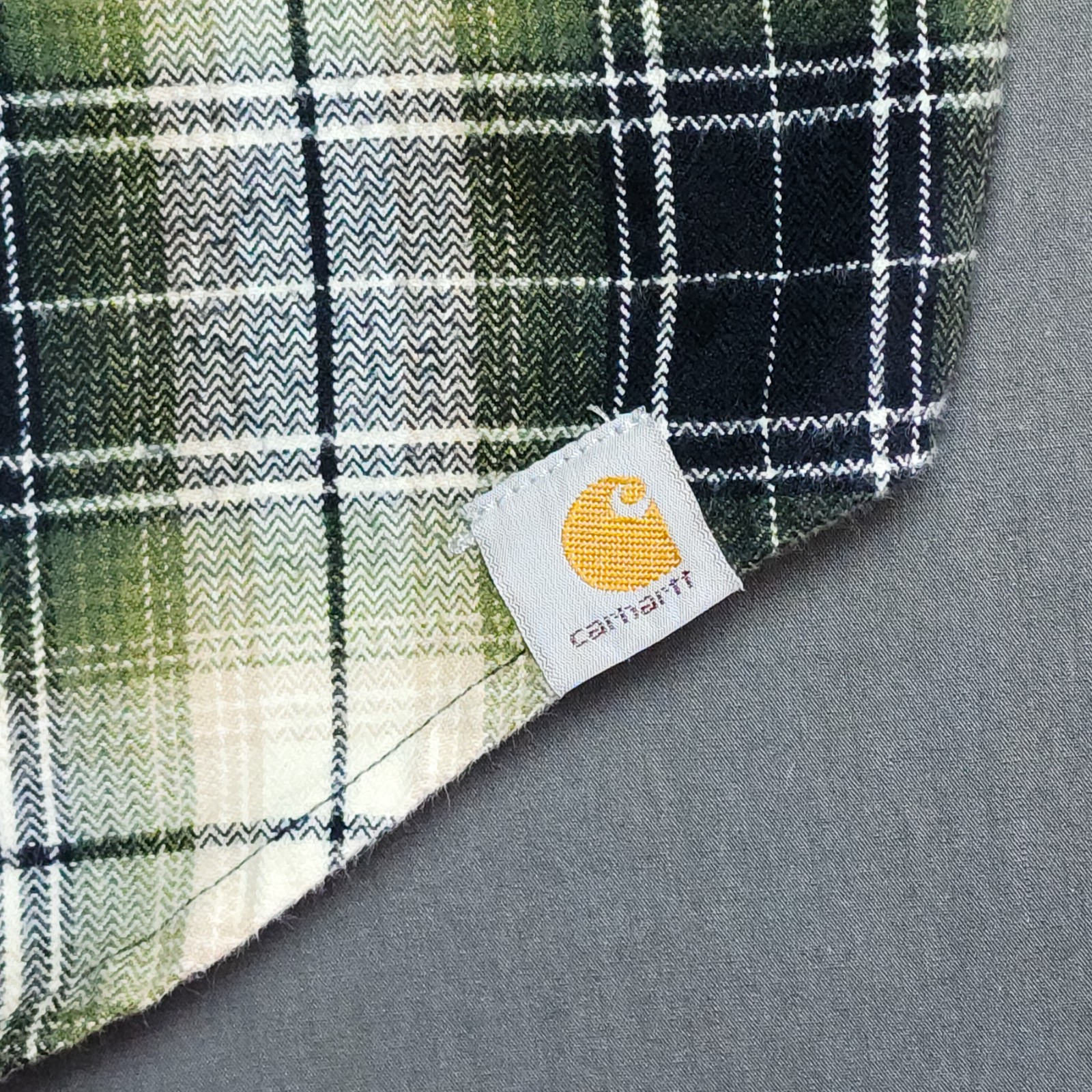 Carhartt Hubbard Plaid Flannel Shirt Original Fit Heavyweight Mens Large Green