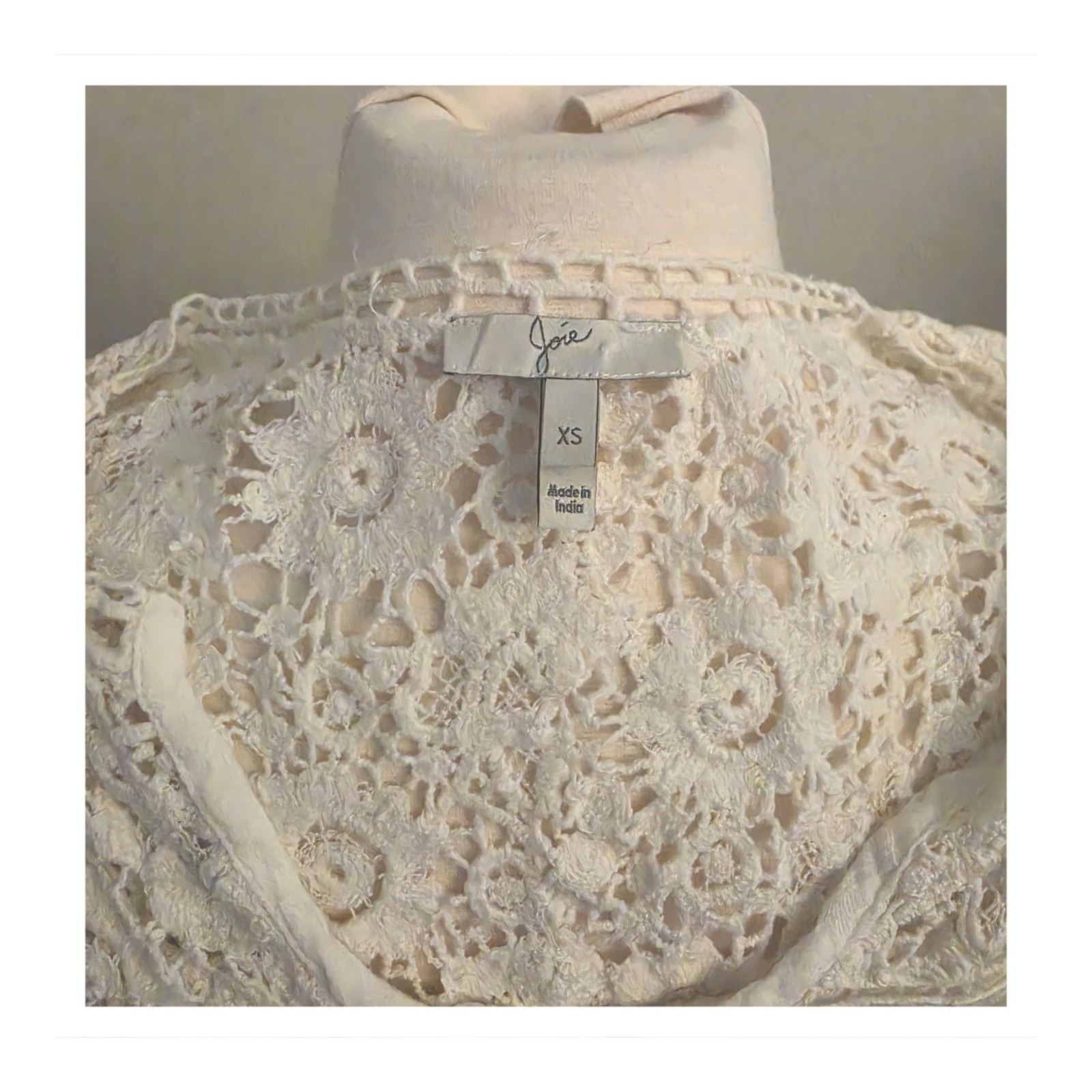 Joie XS Ivory Lace Yoke Blouson Top Cottagecore Romantic Peasant Gauzy Linen