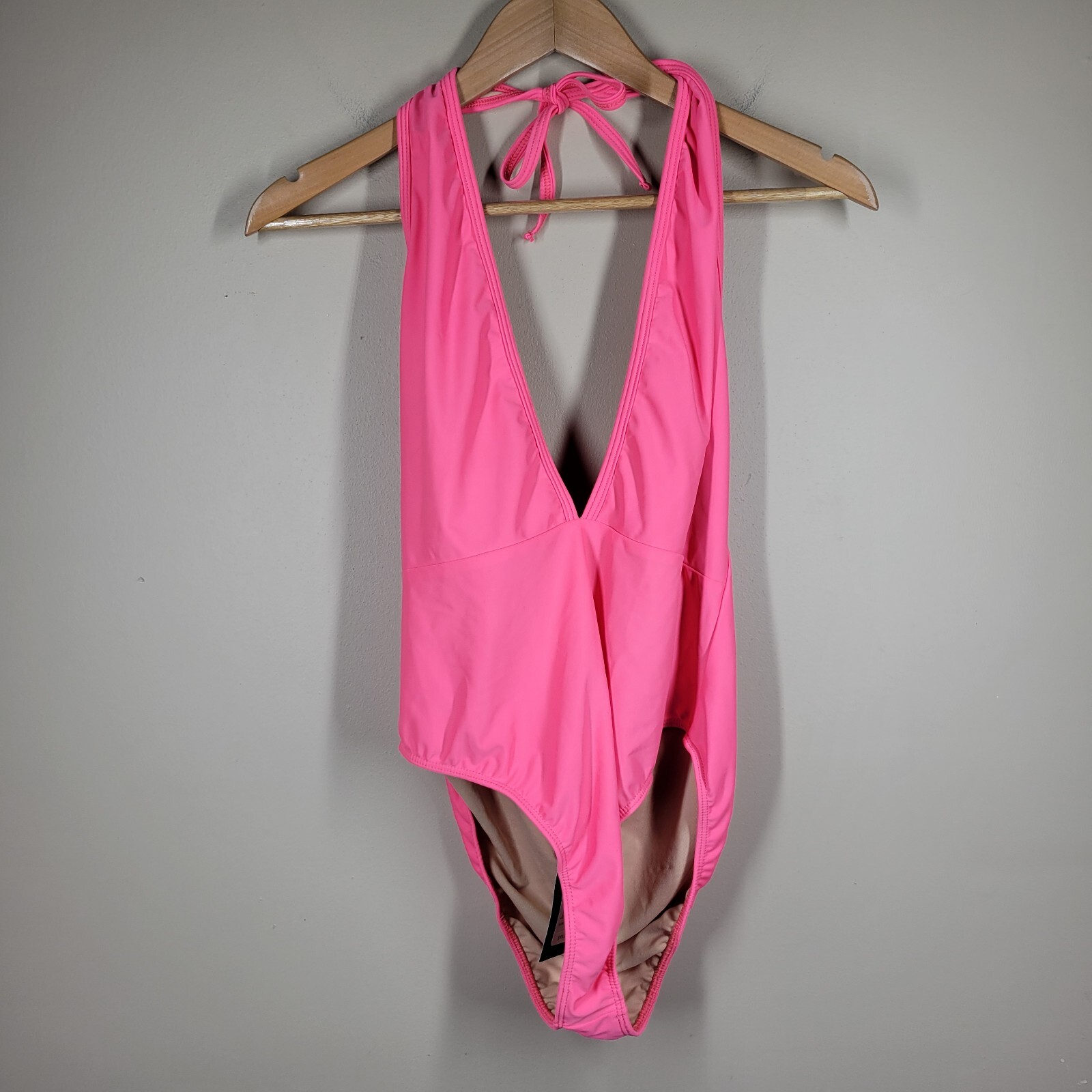 NWT Fredericks Of Hollywood Pink Deep Plunge V-Neck One Piece Swimsuit XL Halter