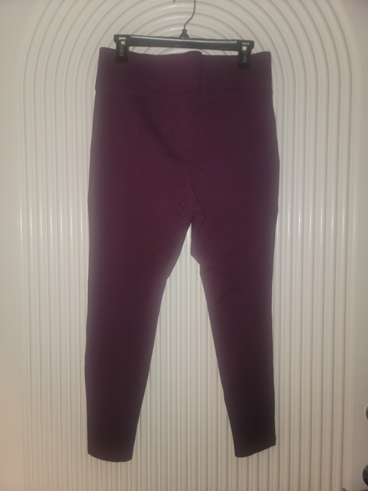 Torrid Pants Womens 2 Pull On Burgundy Stretch Rayon Nylon Spandex Size OR