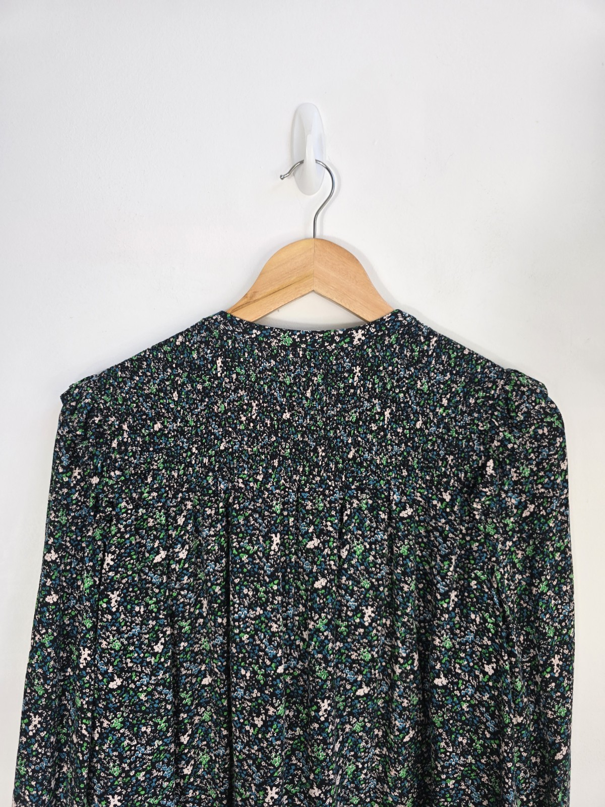 Whistles Size 10 Blouse Blue Green Floral Print Long Sleeve Sleeve Womens Top