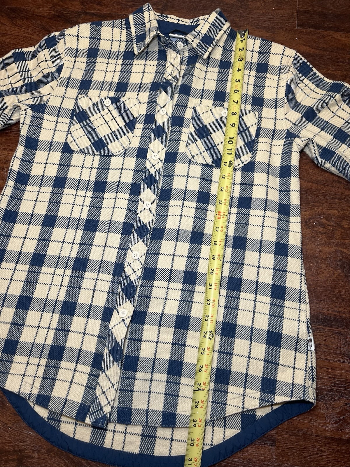 The north face Women’s Flannel Shirt Blue And Cream Plaid Size Medium