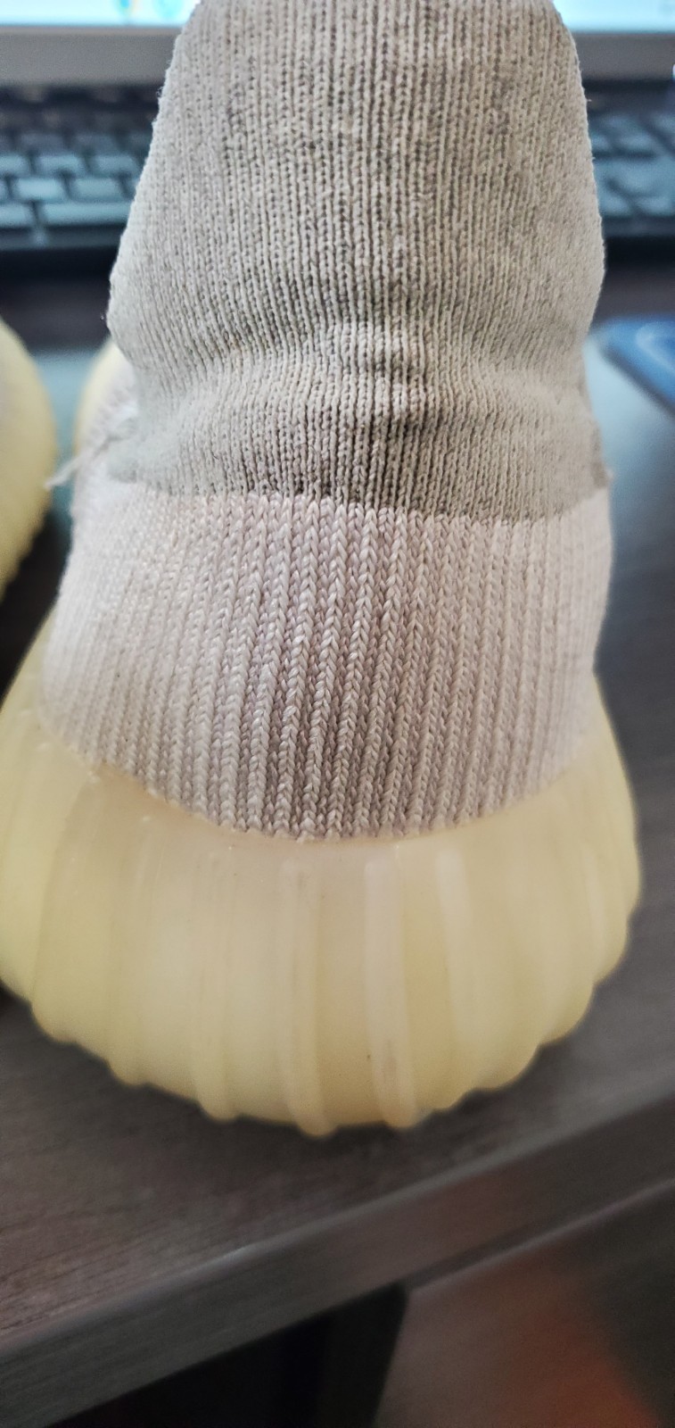 adidas Yeezy Mens Boost 350 V2 7.5