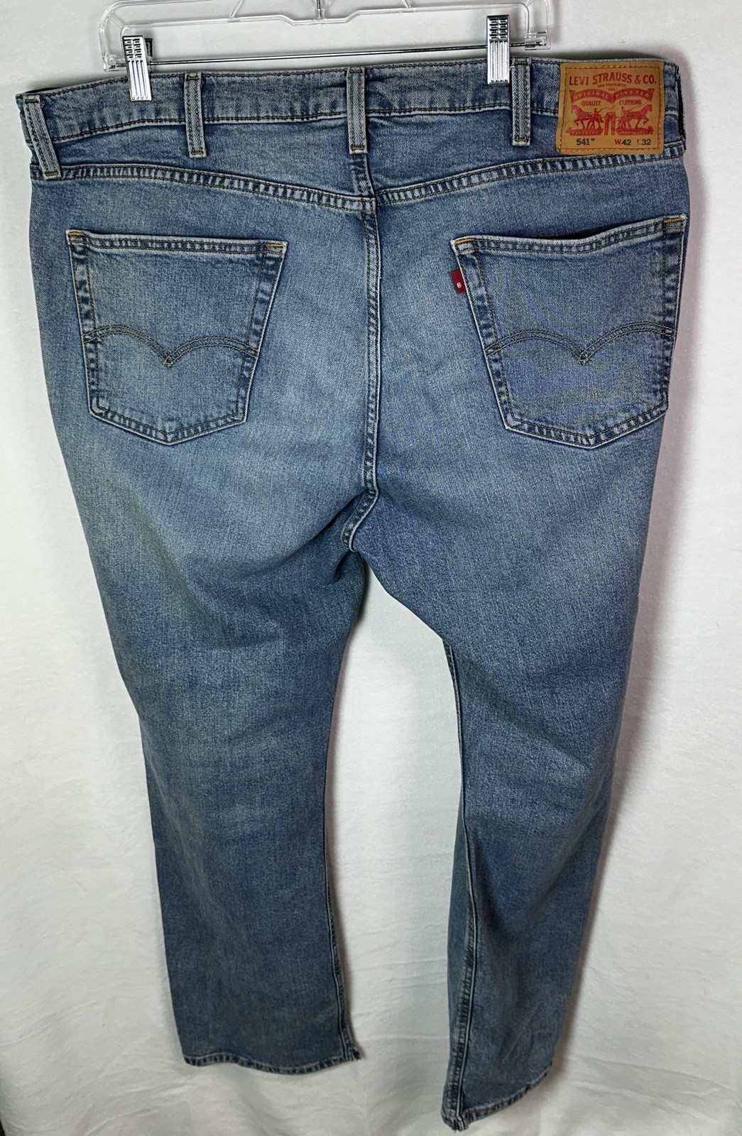 Levi’s 541 Men’s Big & Tall Jeans Blank Red Tag Straight Leg Size 42 x 32