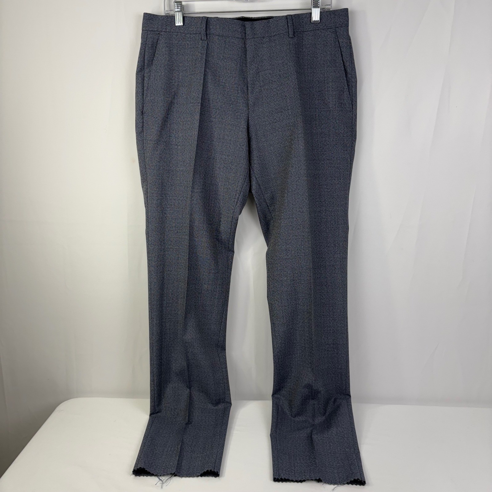 Hugo Boss Genius5 Mens Slim Fit Virgin Wool Dress Pants Blue Grey Unfinished 34R