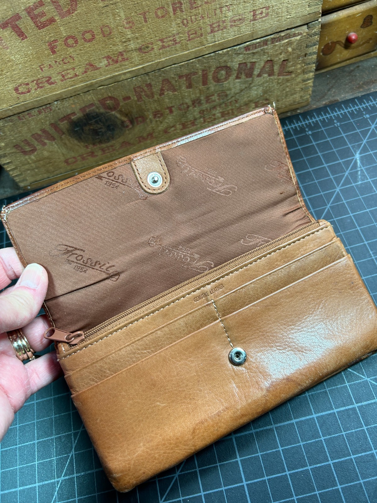 Fossil Genuine Leather Women Long Bifold Wallet Tan Brown Snap Zip Many Card