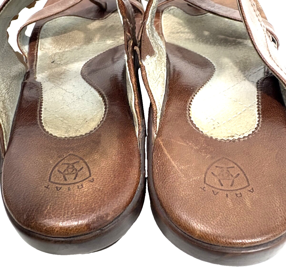 ARIAT
