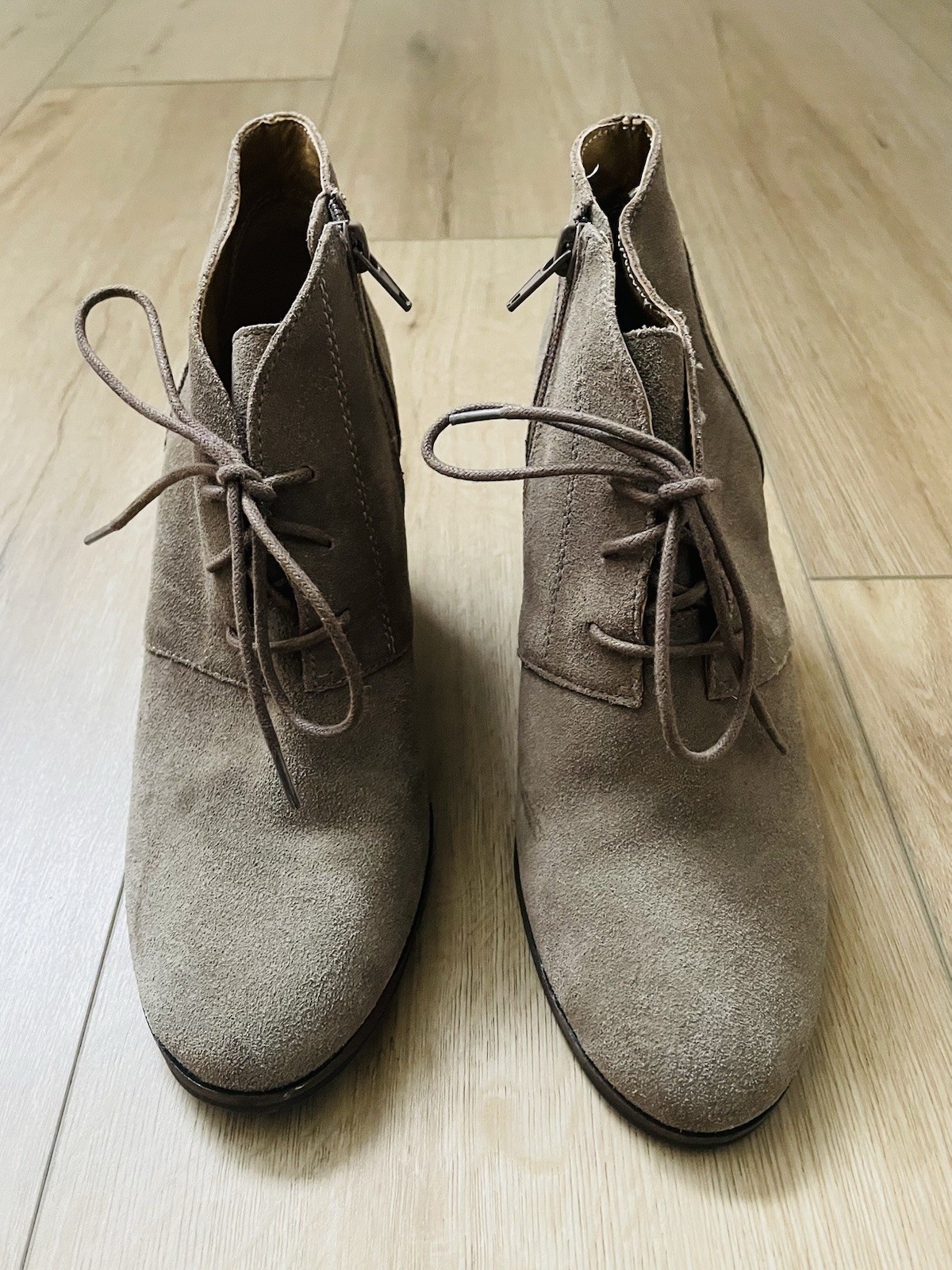 Lucky Brand Women’s Gray Suede Lace-Up Ankle Bootie Wedge Zipper US 8