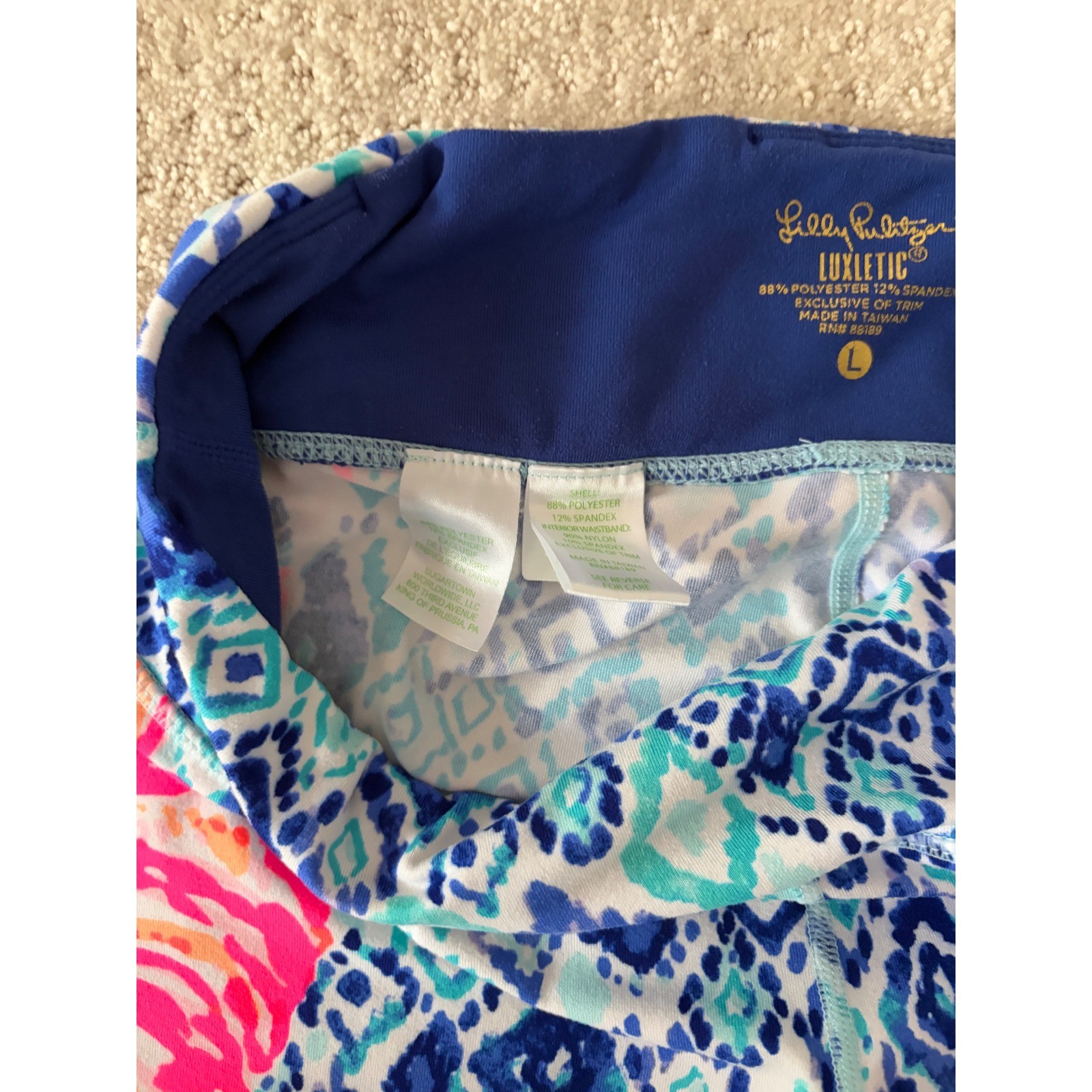 Lilly Pulitzer Luxletic Cropped Leggings Pink Blue Ikat Floral Print Size Large