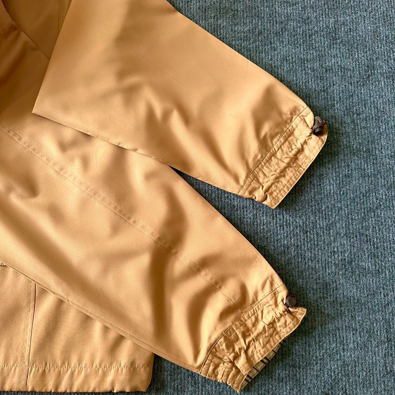 ​So-Clair Jacket / Light Brown / Size L / Chest 46″ / Length 24.5″ / Sleeve 21″