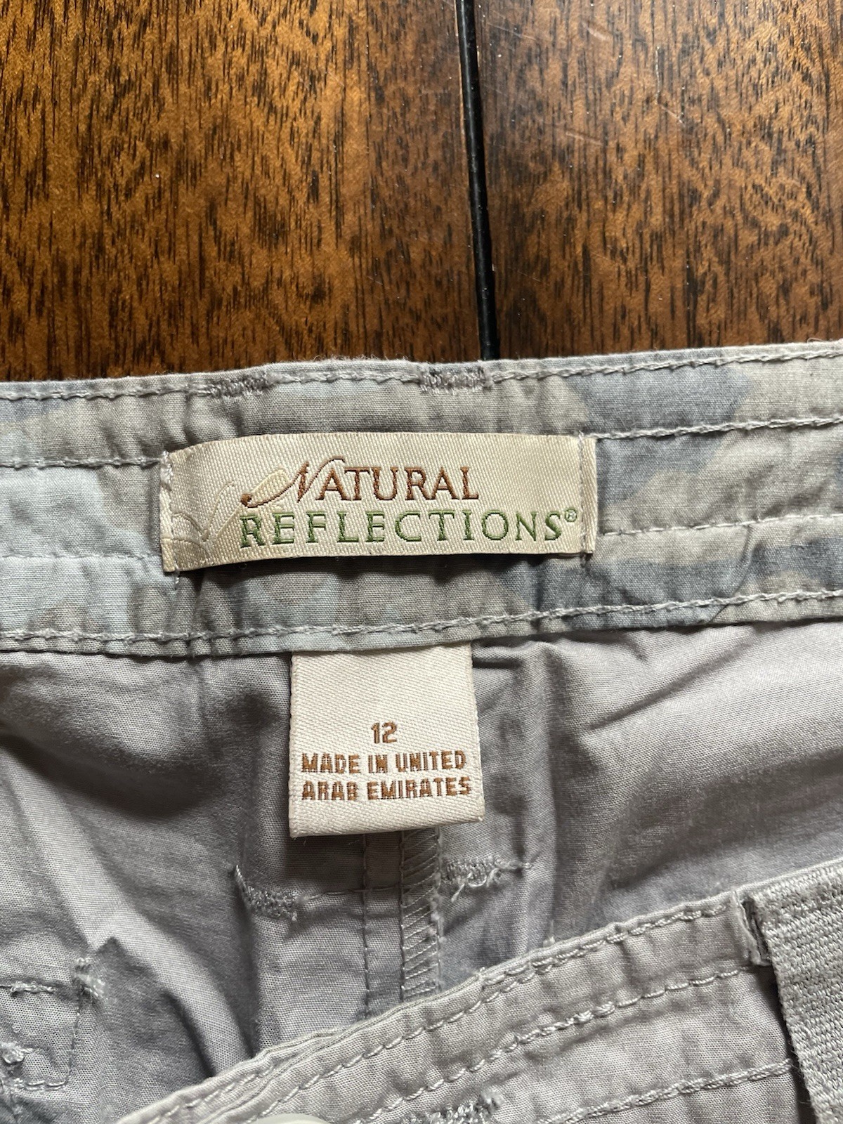 Natural Reflections Women’s Gray Solid Cargo Capri Pants Size 12 Regular