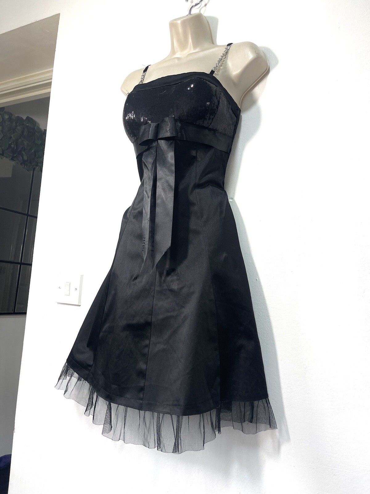 Black dress sleeveless sequin satin Party prom cocktail size 10