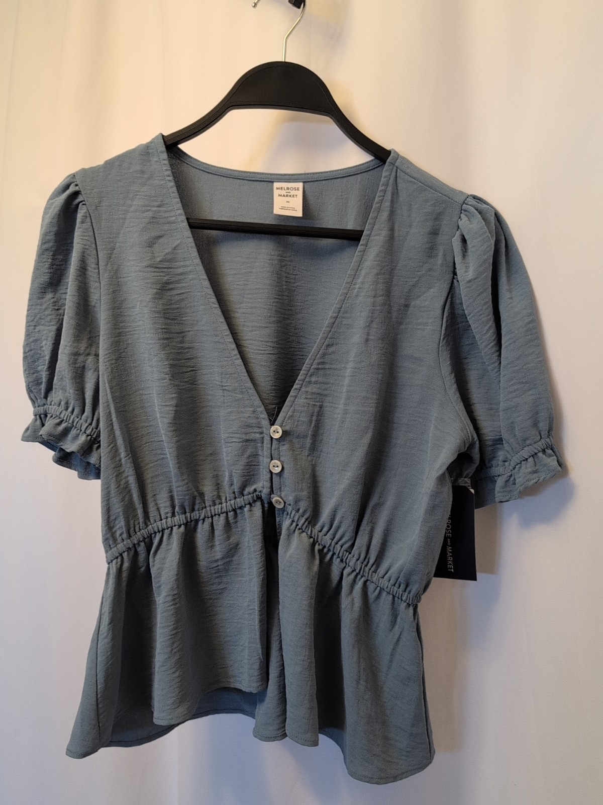 melrose and market top Nwt Xs 3 Button Blue Top open front boho flowy