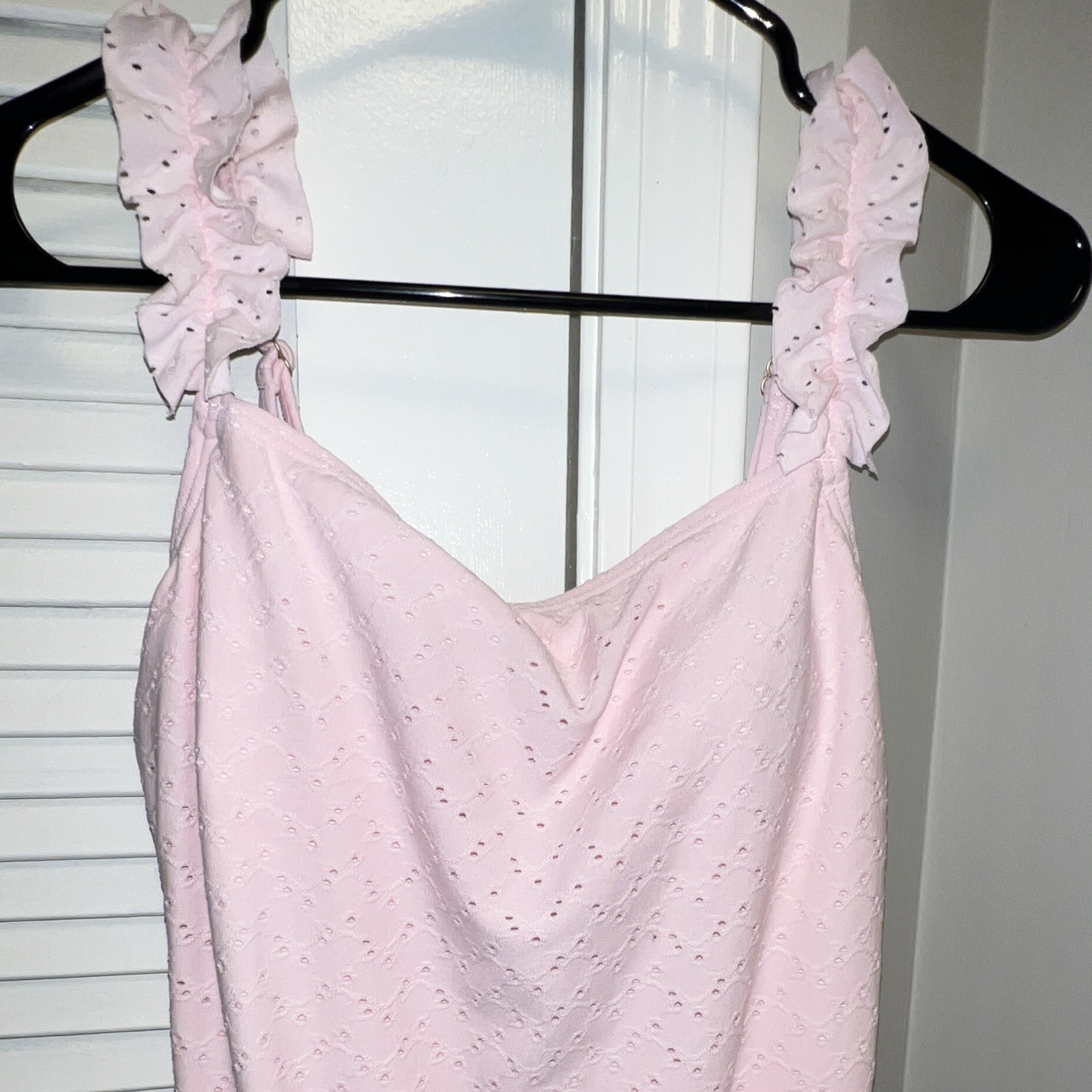 AQUA Swim Pink Eyelet Ruffle Strap One-Piece Swimsuit Women’s Size L