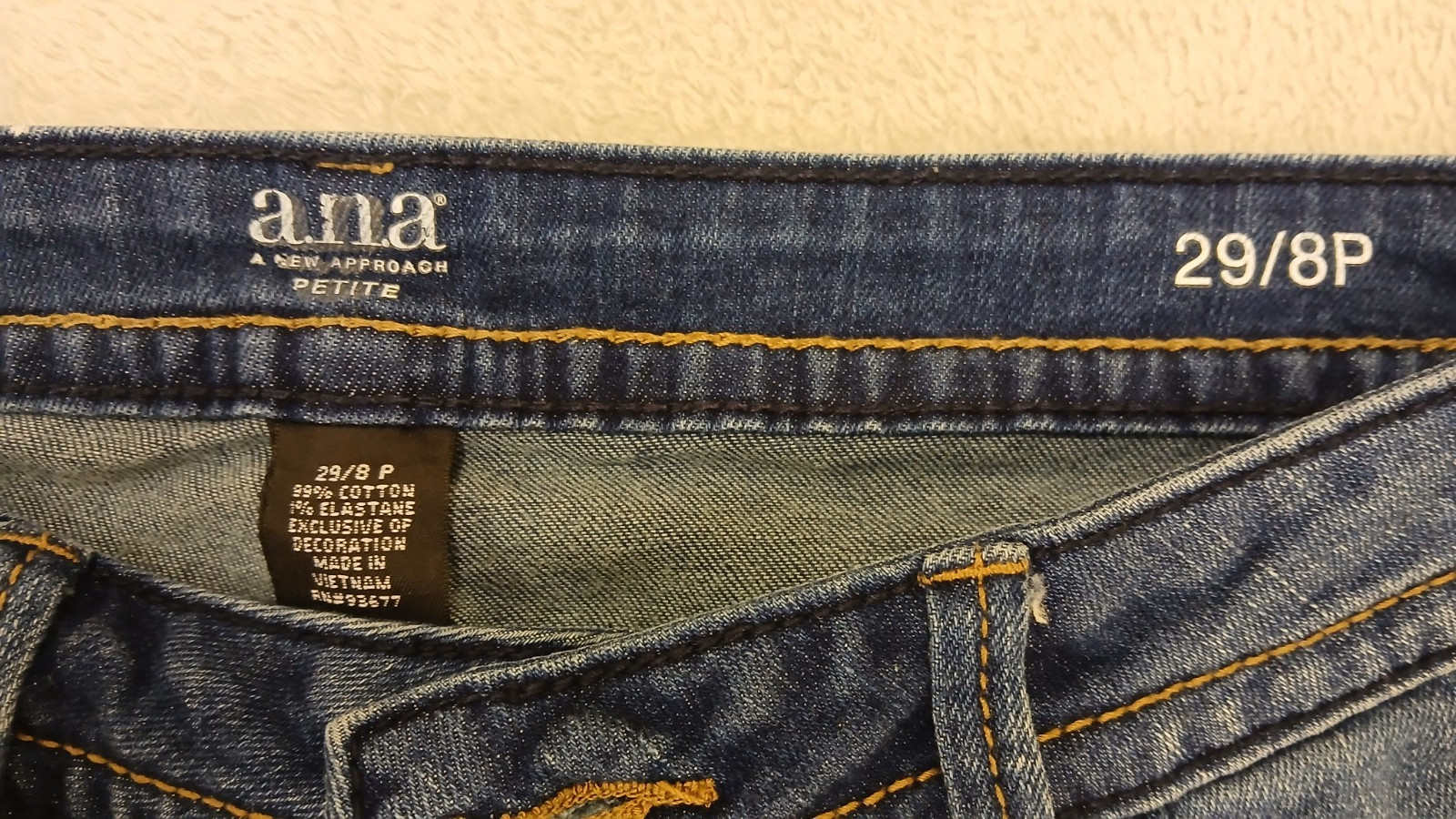 ANA A New Approach Blue Jeans size 29/8 Petite