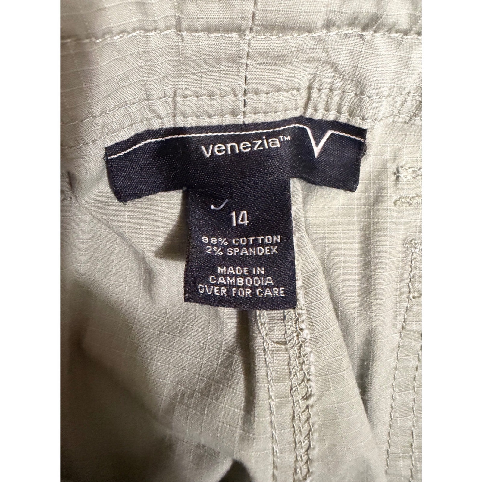 Venezia Women Green Ripstop Cargo Capri Pants Size 14 Cropped Utility Ribbon Tie