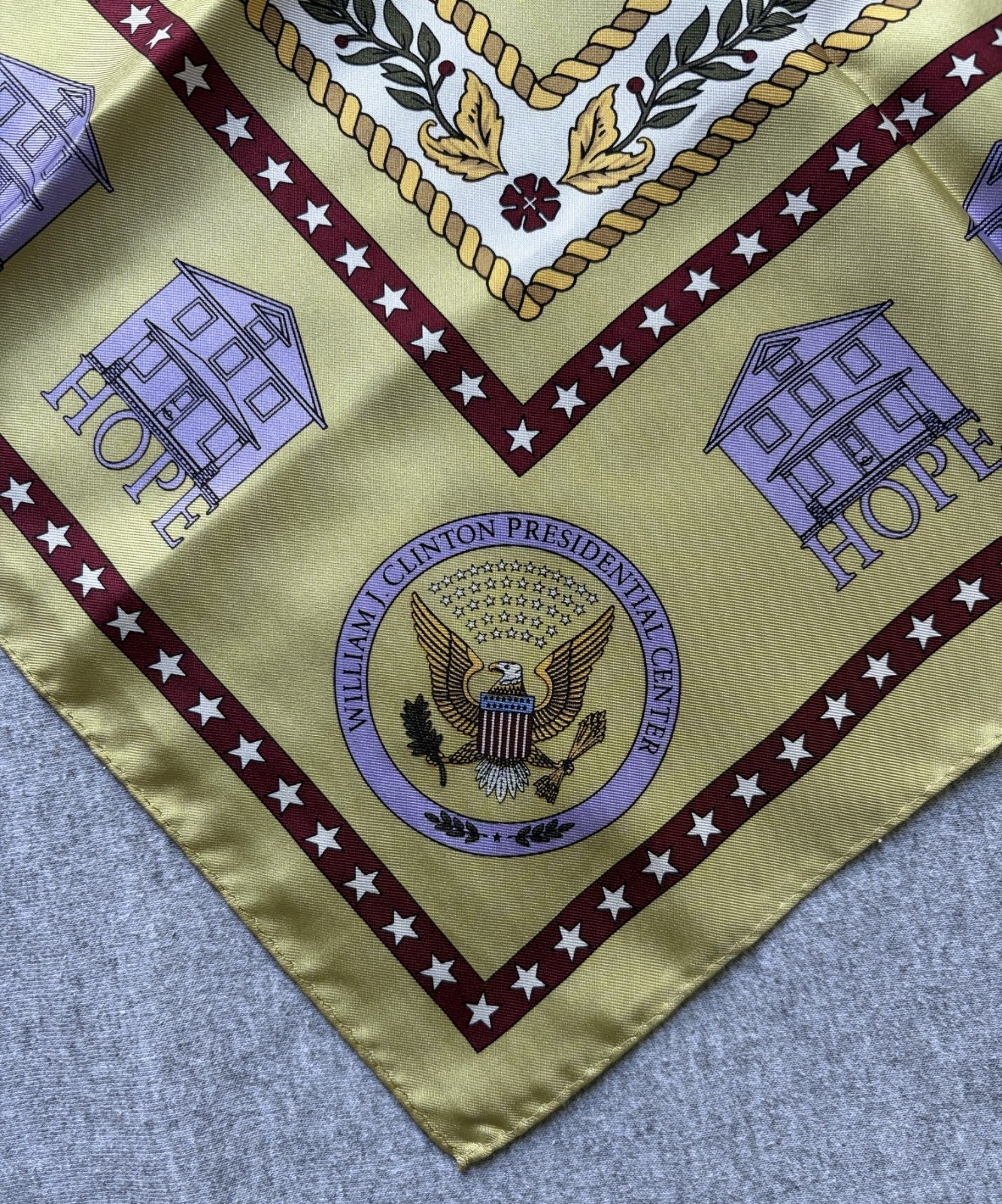 Bill Clinton Presidential Museum Library Scarf 35 in.Sq. Silk Gold Lavender Seal
