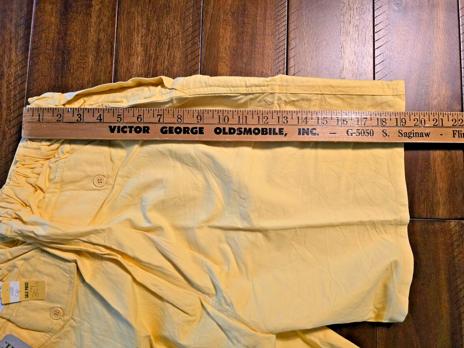 Vintage Wild Wheat Mens Shorts XL Yellow New with Tags