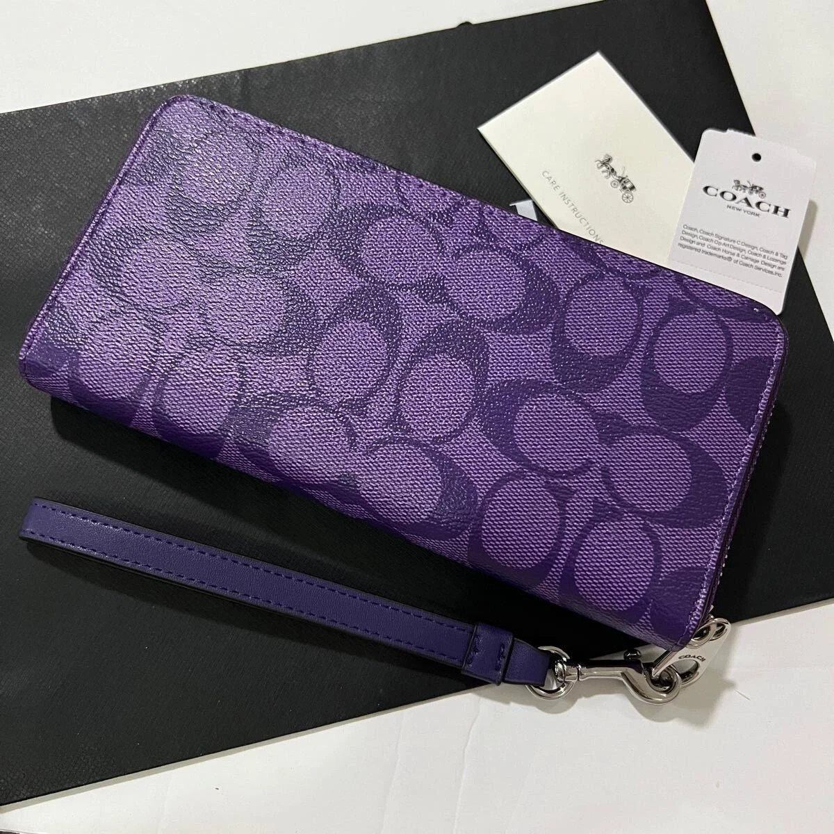 COACH Long Round Zip Wallet with Strap Purple Signature C4452 outlet With Box!!
