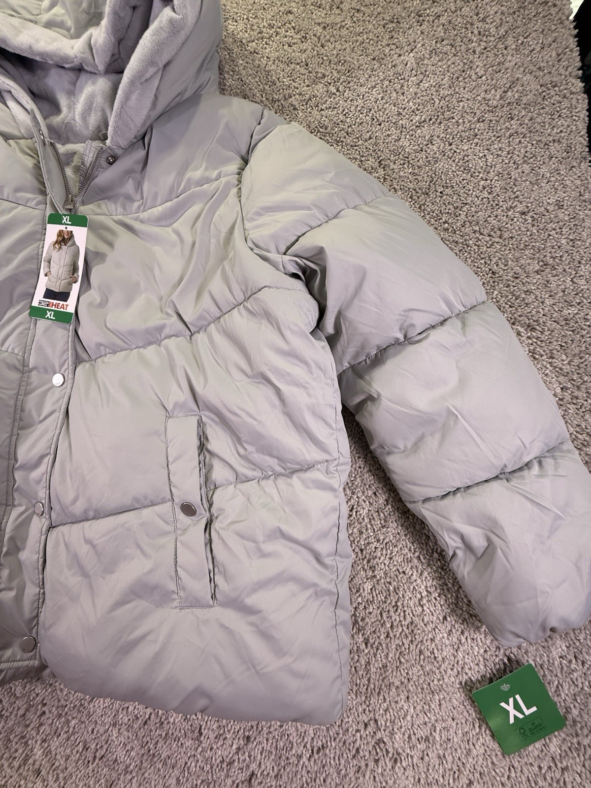 NWT 32 Degrees Heat Women’s Puffer Jacket Size XL Light Green Heavyweight