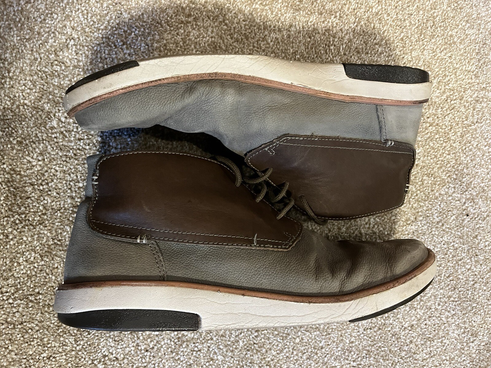 Olukai Kalia Puki Leather Chukka Boots Mens Size 11.5 Shoes Husk Gray Brown