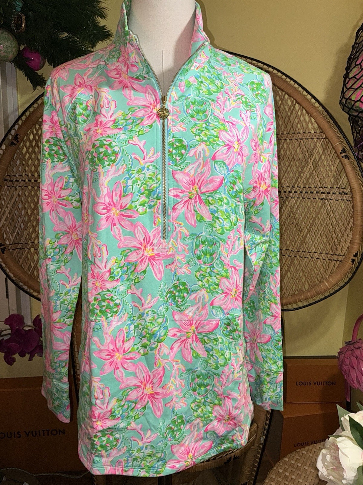 Lilly Pulitzer NWT UPF 50+ Skipper Popover So Shellegant Size L