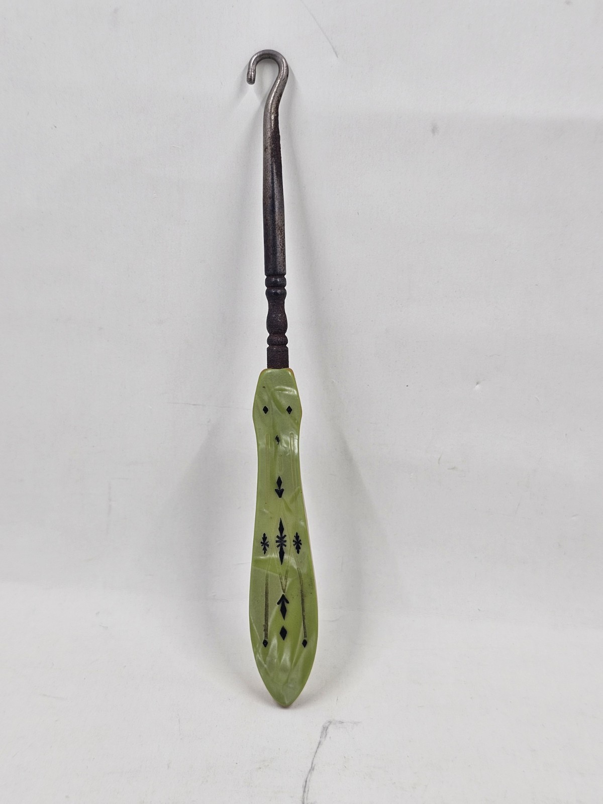Antique Button Hook Olive Yellow Bakelite Handle Steel Shaft Victorian Shoe Tool