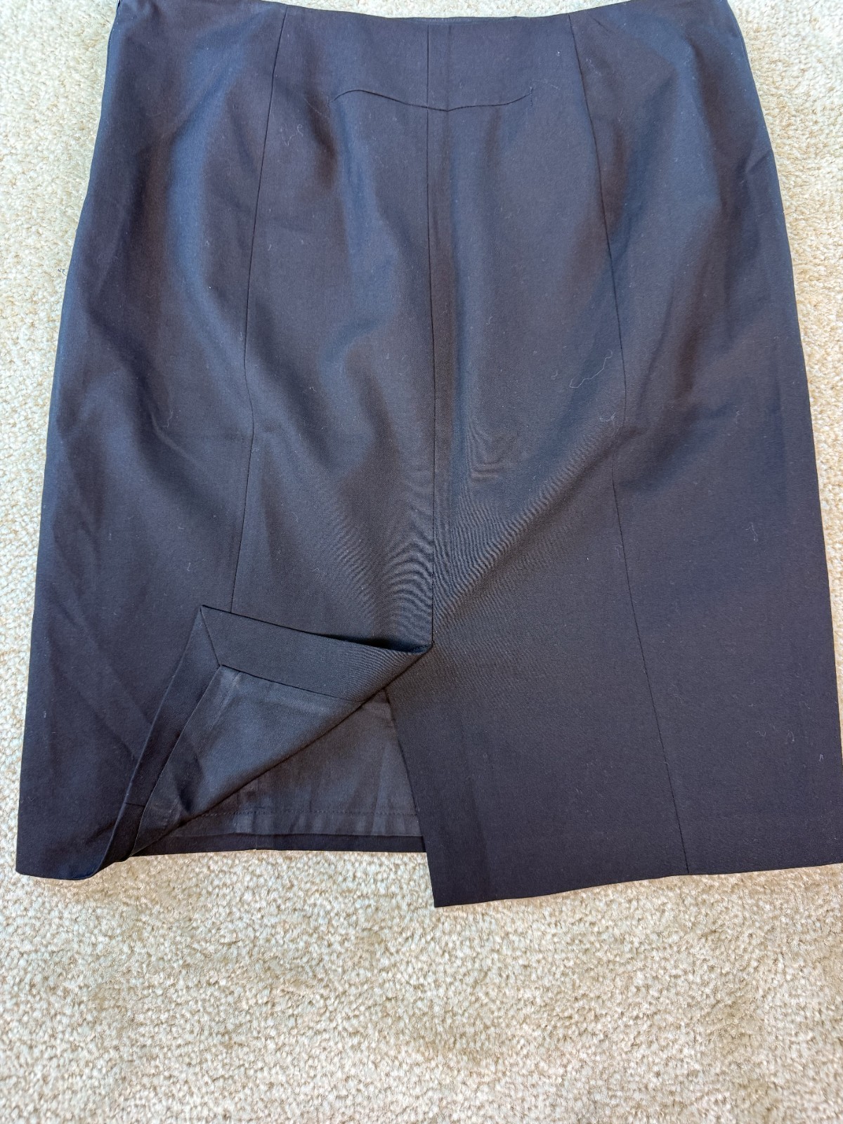 The Limited Skirt Size 8 Black Buttons Knee Length Pencil Lined Slit D277