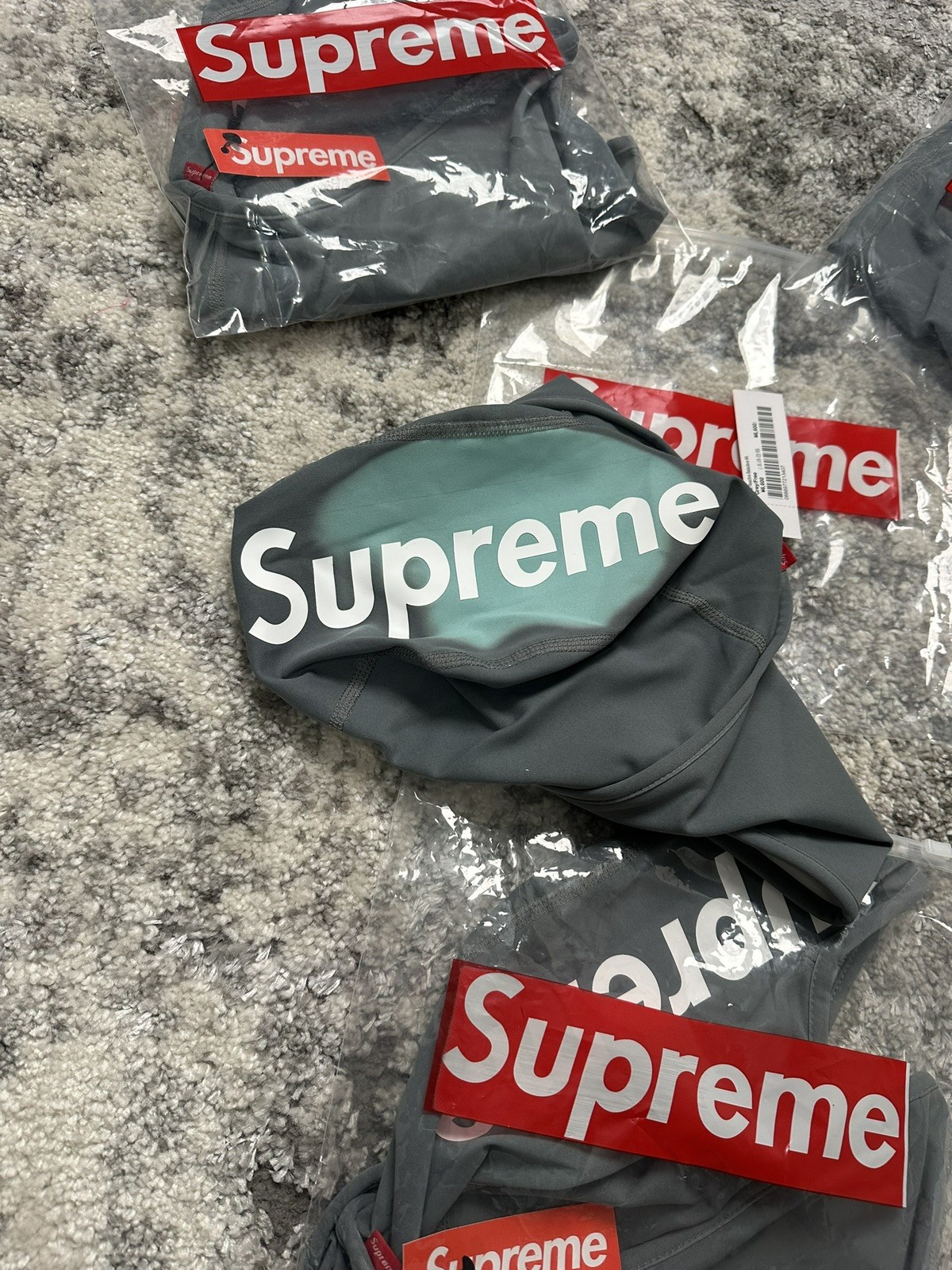 Supreme Heat Reactive Balaclava Grey