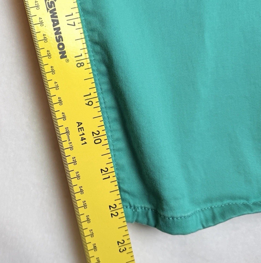 Chicos So Slimming Crop Capri Pants Womens 2.5 Tropical Green Stretch Resort