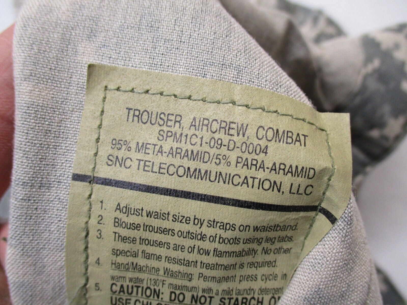 US ARMY ISSUE COMBAT AIRCREW UNIFORM PANTS A2CU DIGITAL ACU CAMO UCP FIRE RESIST