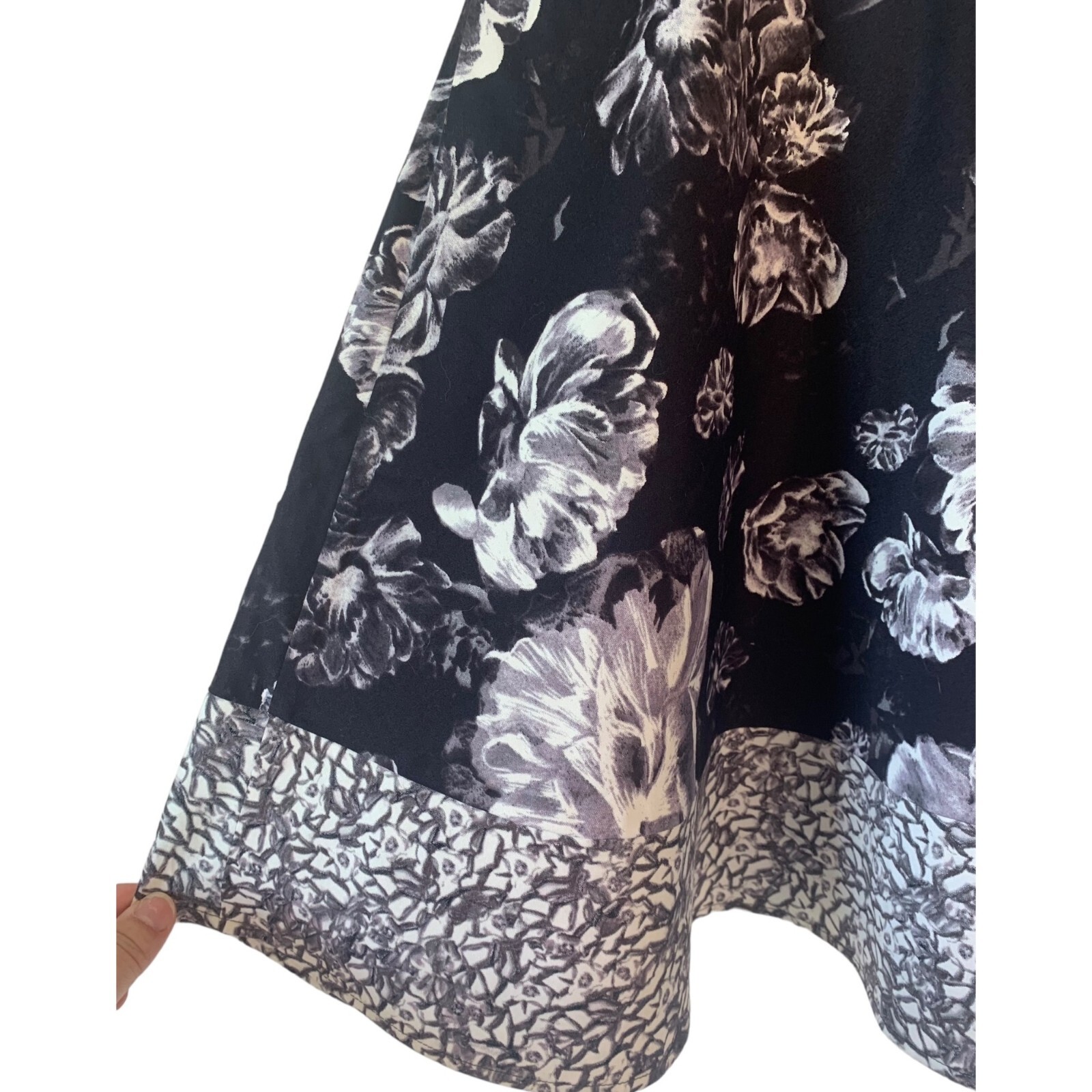 PRABAL GURUNG For Target Black + Gray Floral Mini-Length Skater Skirt NWT Size 4